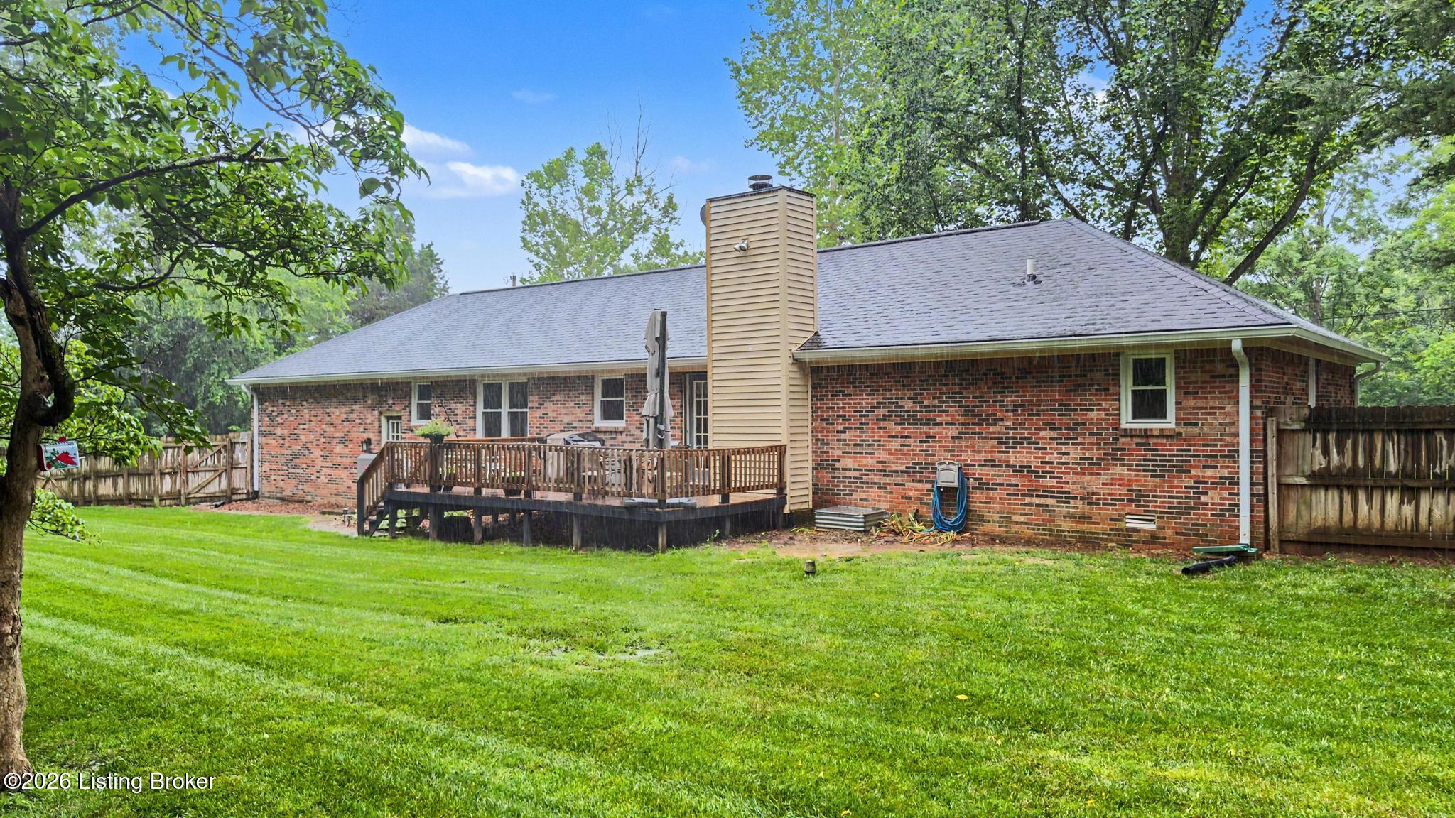 2132 Crystal Dr