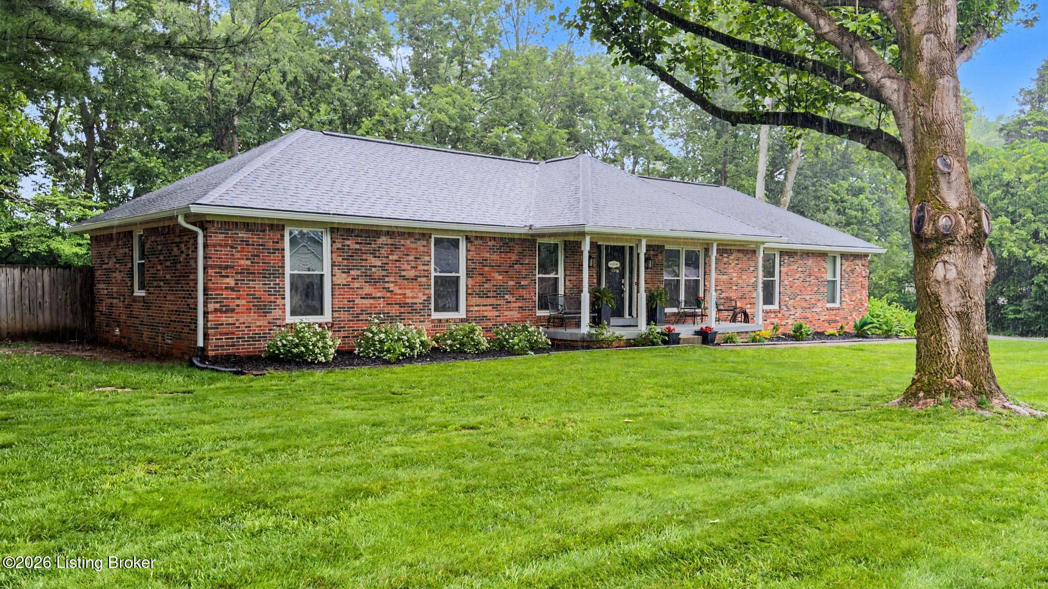 2132 Crystal Dr