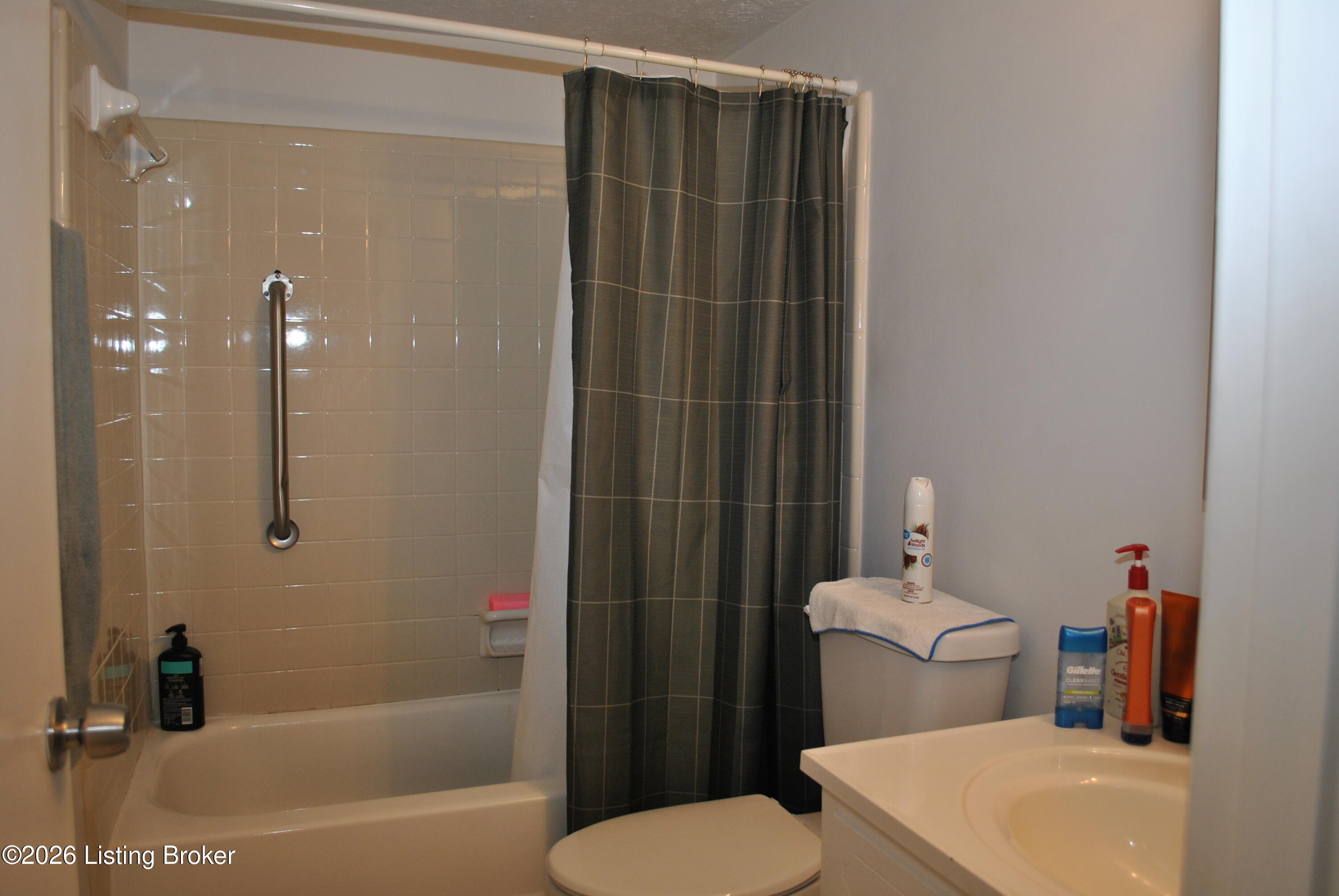 165 Thierman Ln 303