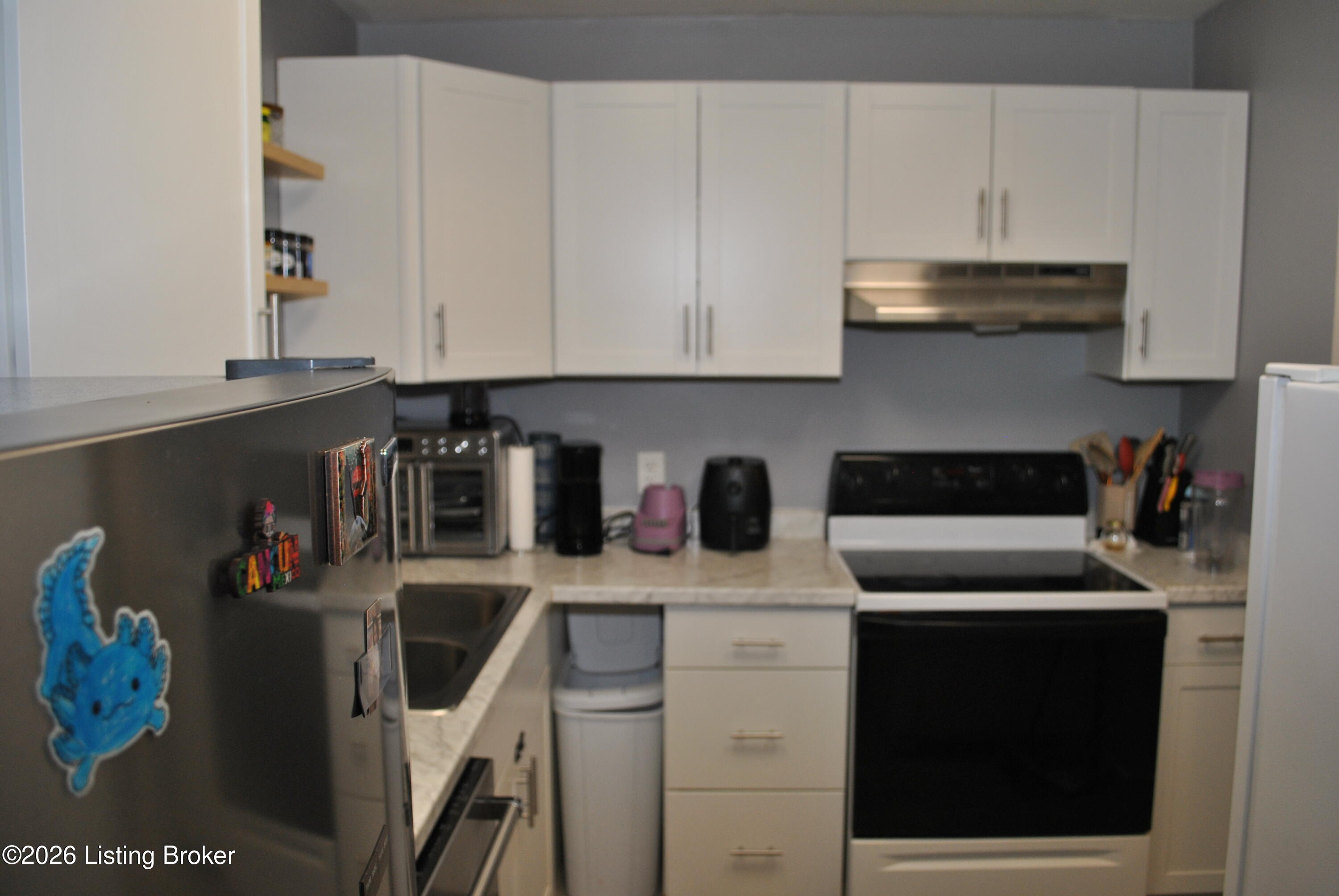 165 Thierman Ln 303