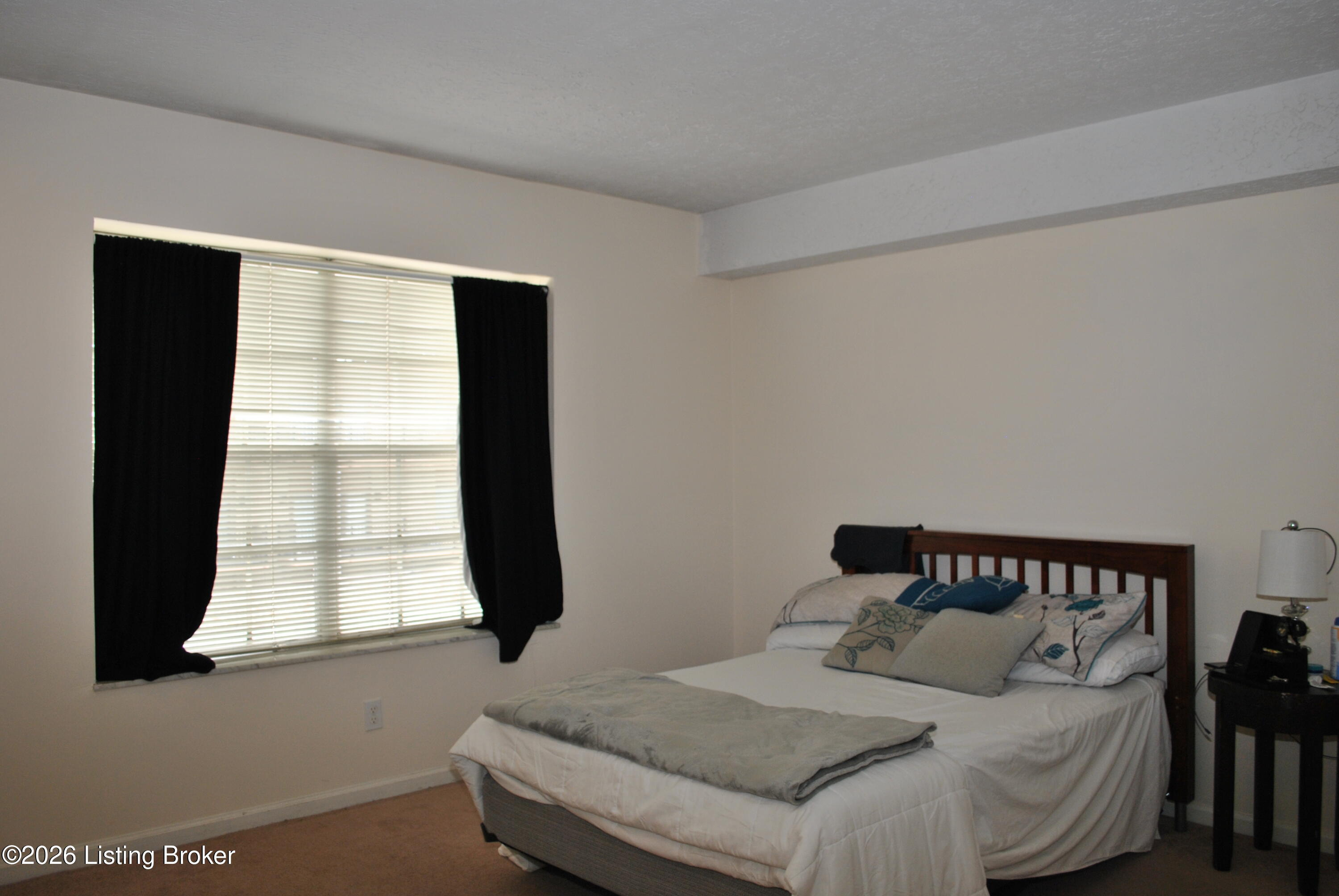 165 Thierman Ln 303