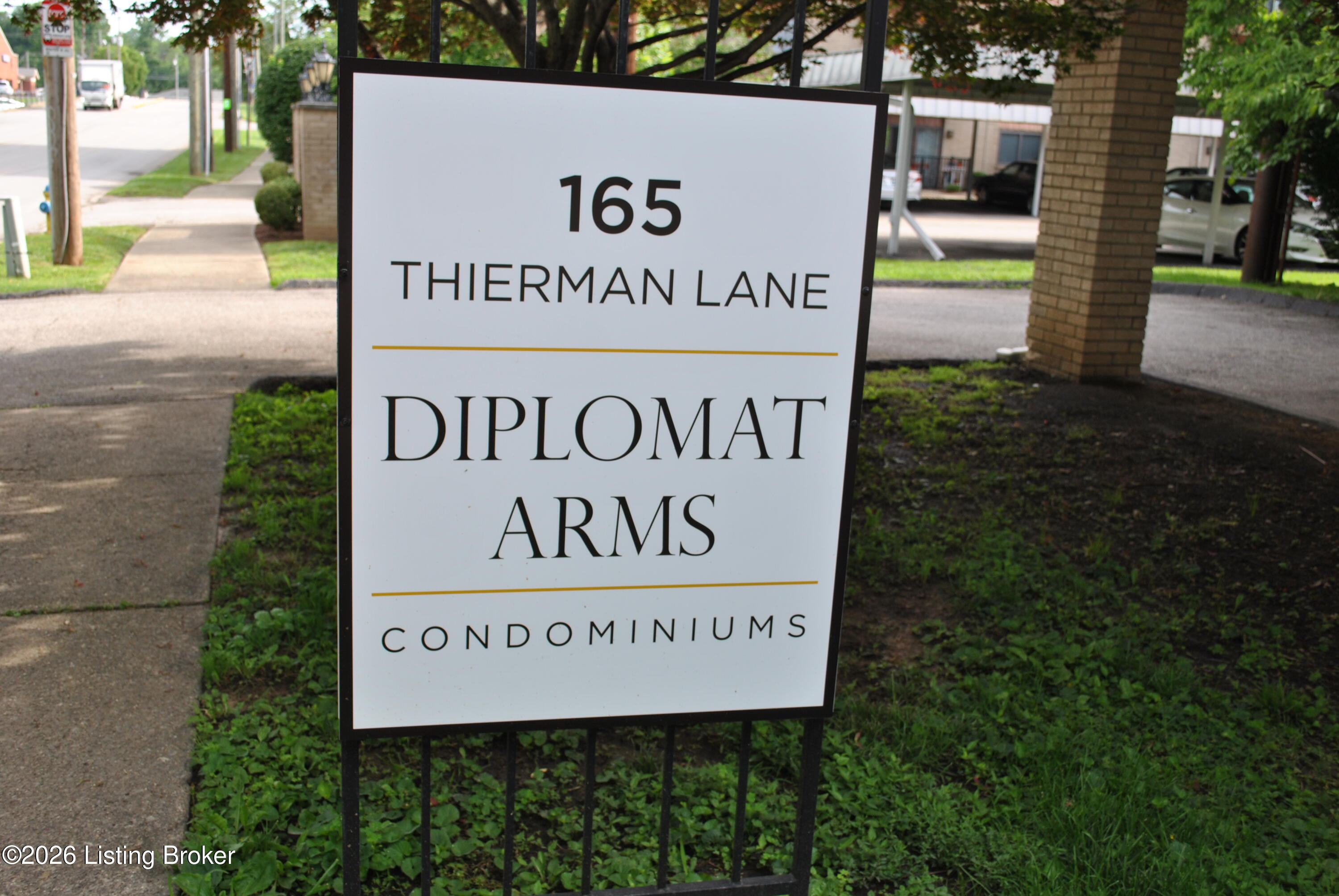 165 Thierman Ln 303