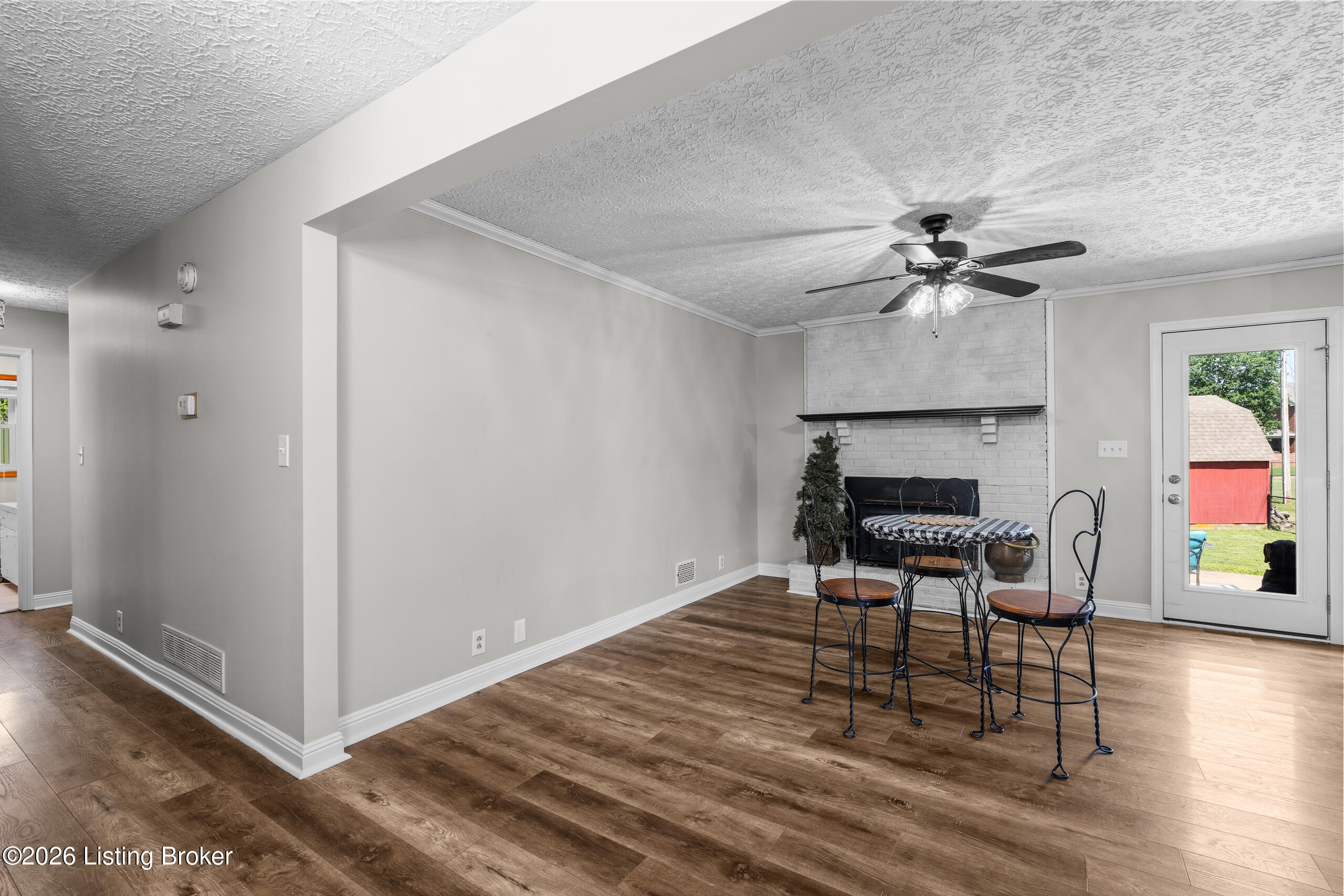 259 Colonial Dr