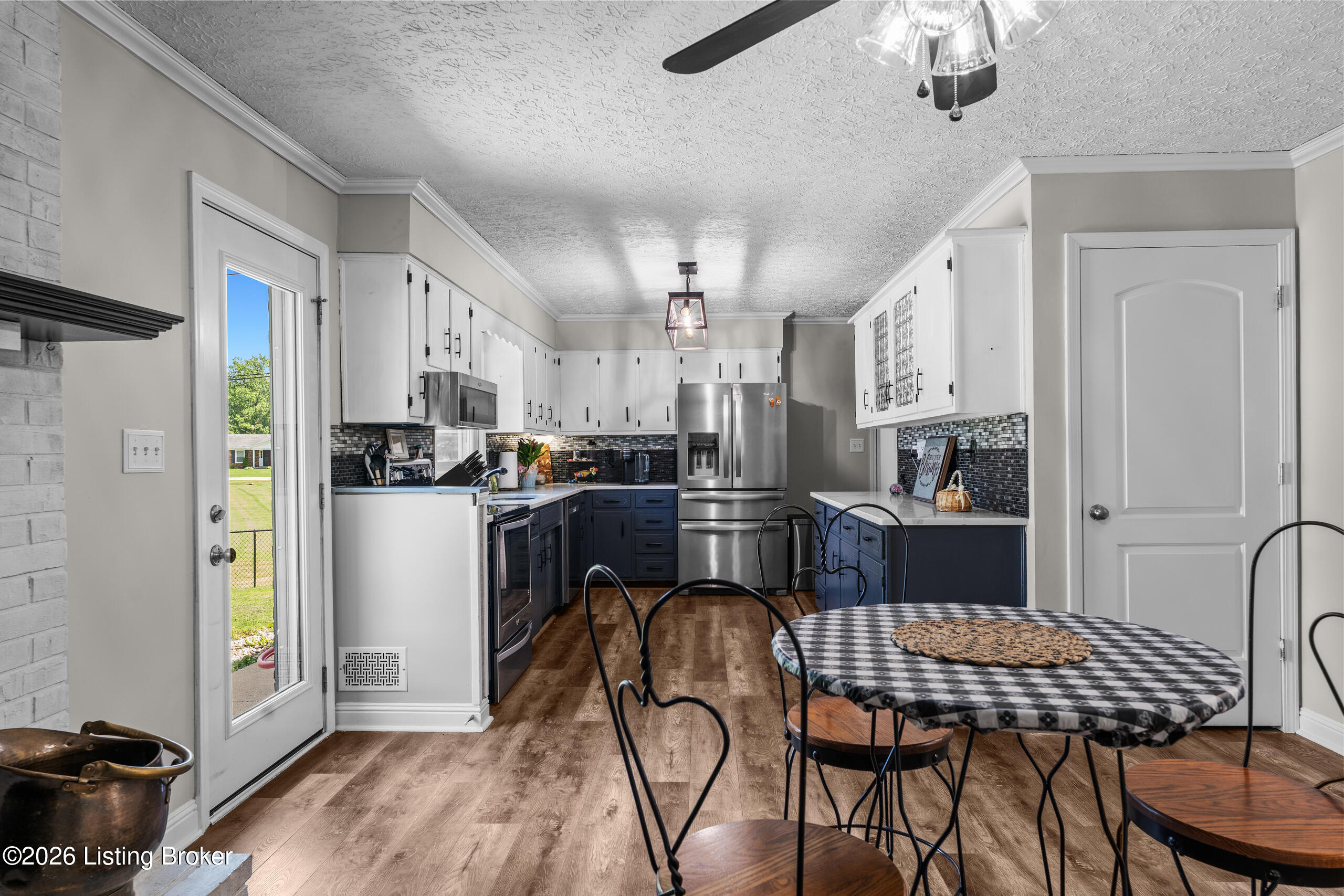 259 Colonial Dr
