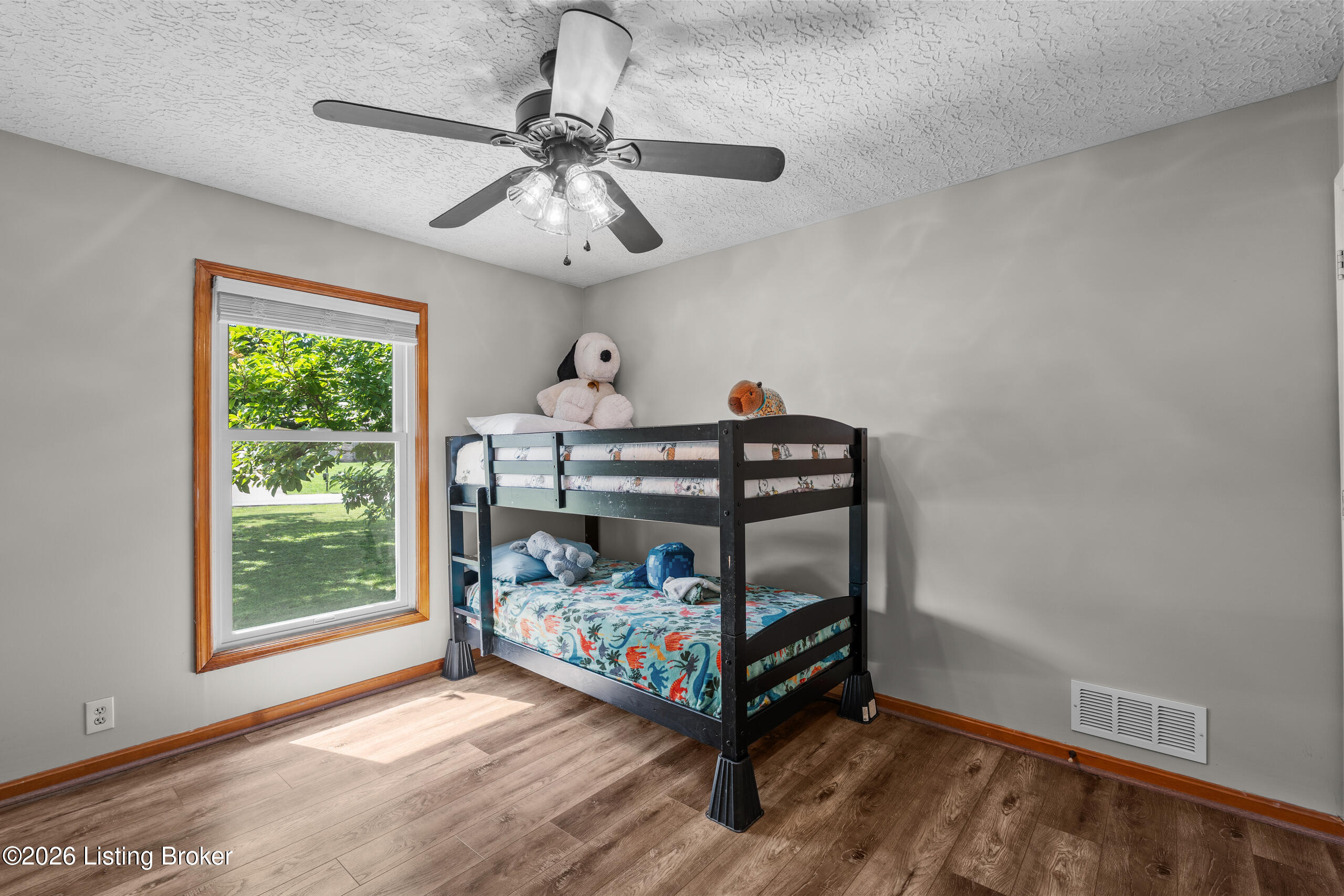 259 Colonial Dr