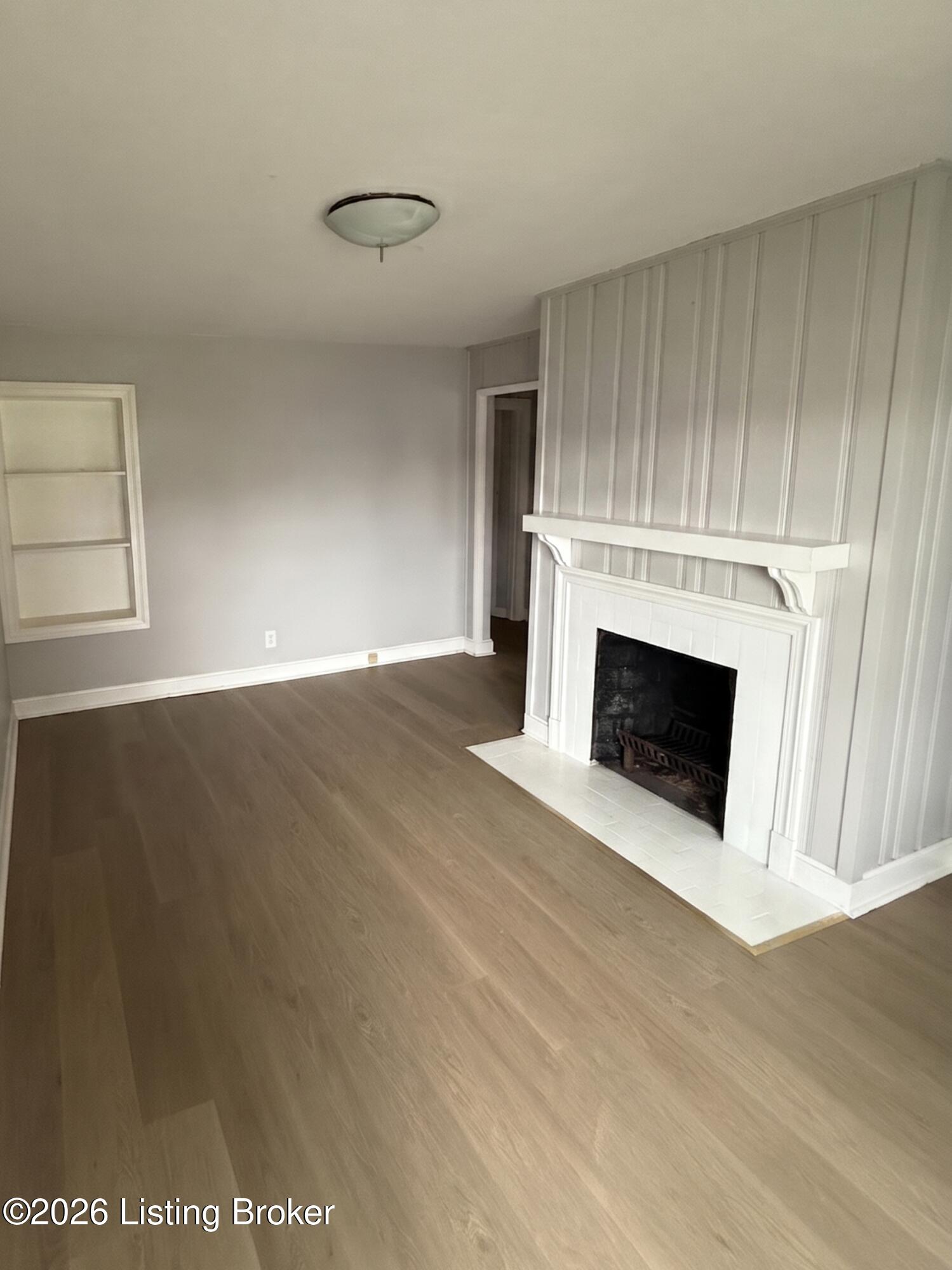 114 McArthur Dr