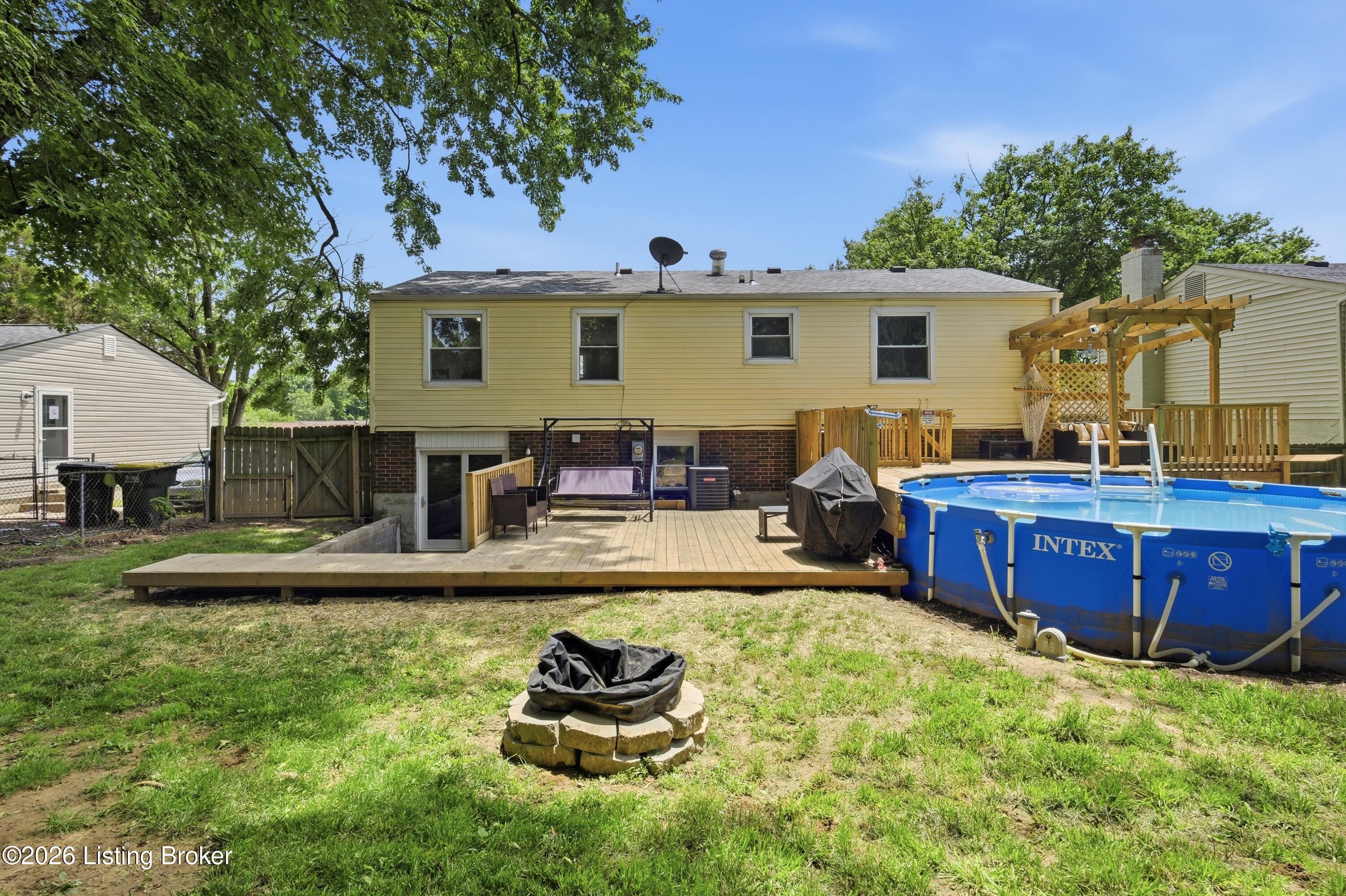 12007 Halifax Dr