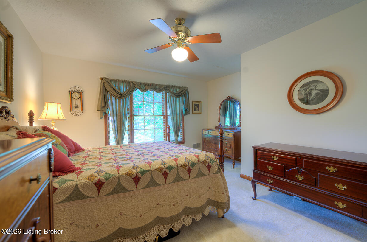 8008 Montero Dr