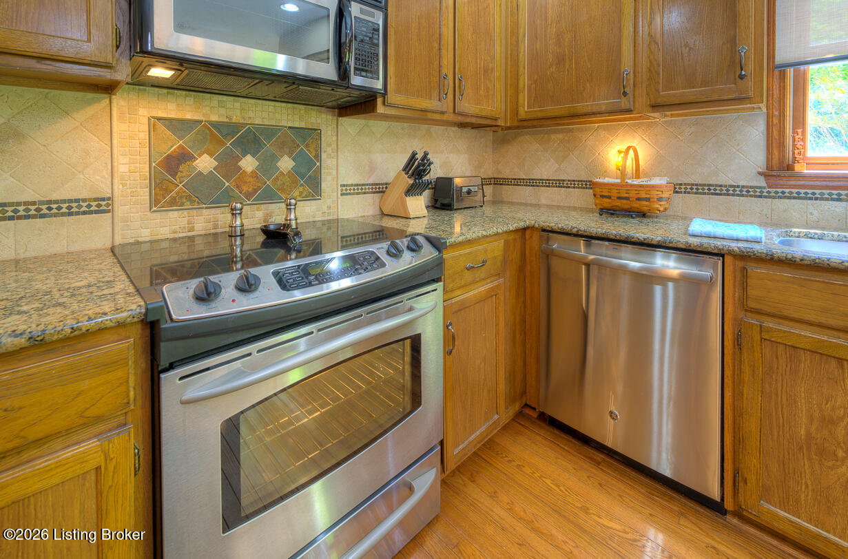 8008 Montero Dr