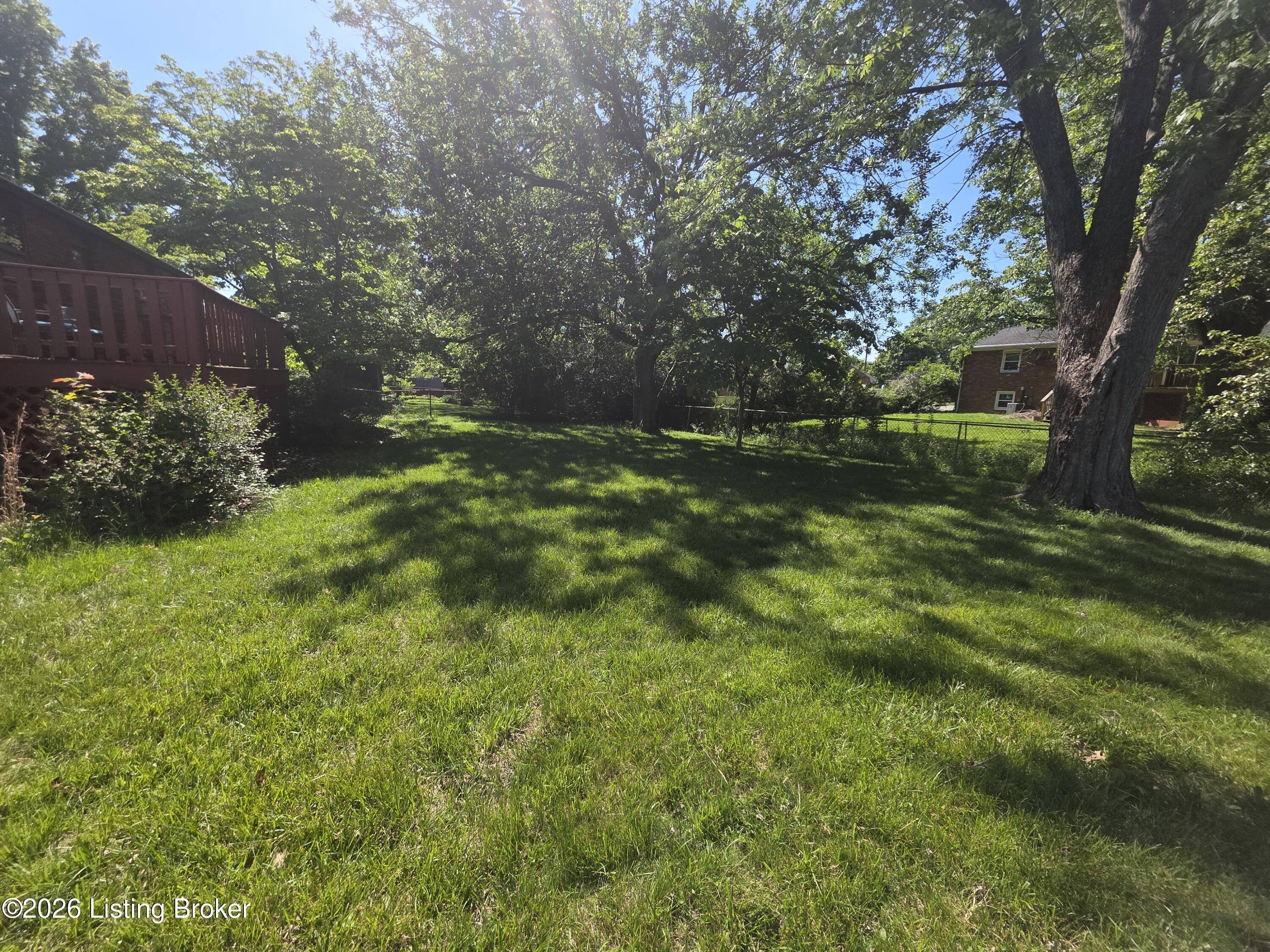 12217 Ledges Dr