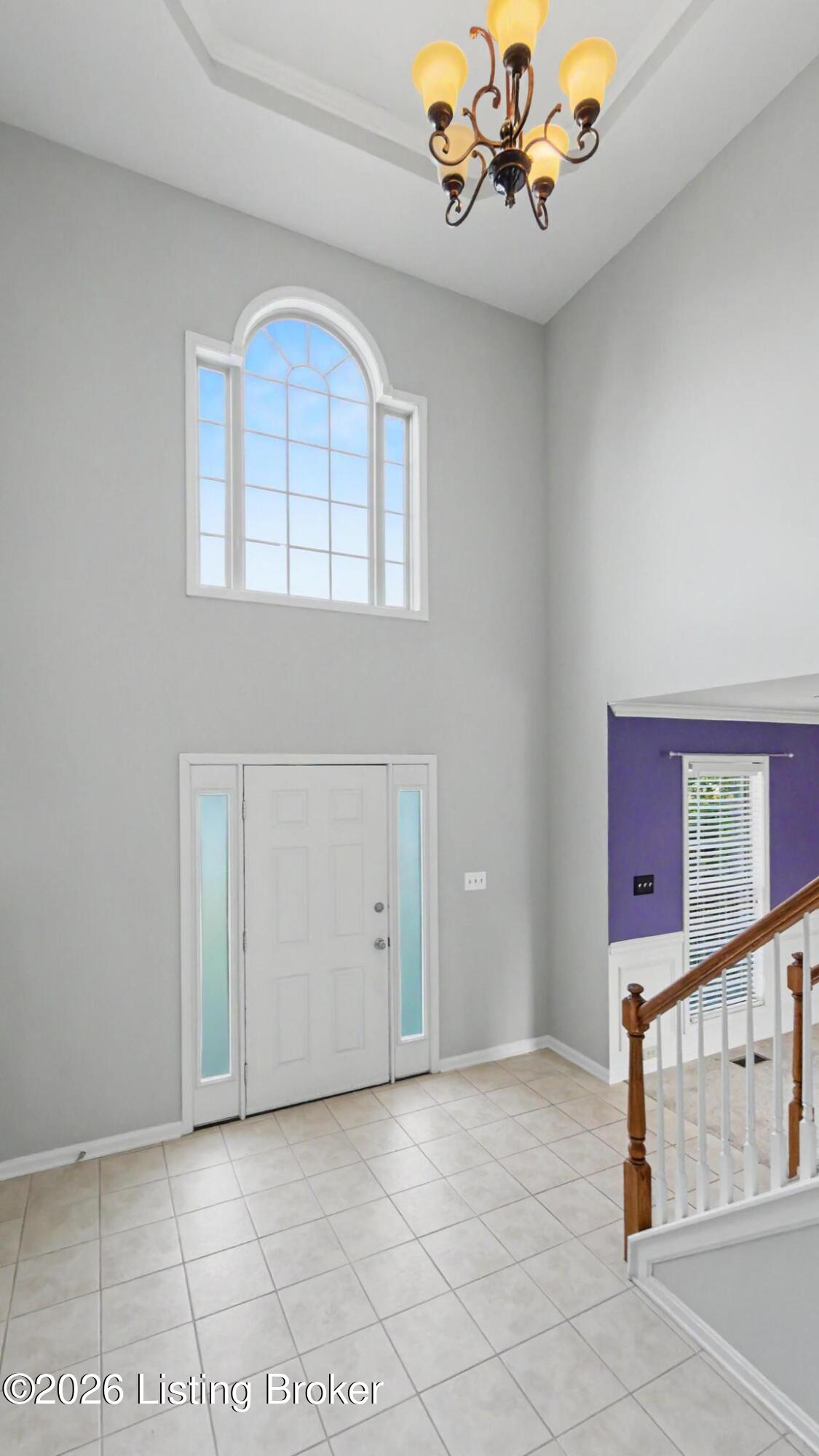 5900 Waveland Cir
