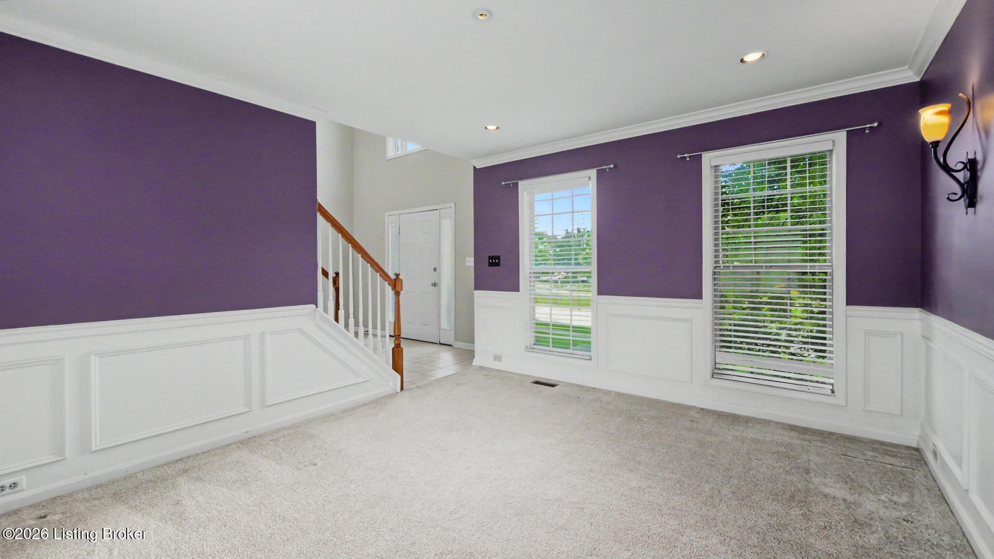5900 Waveland Cir