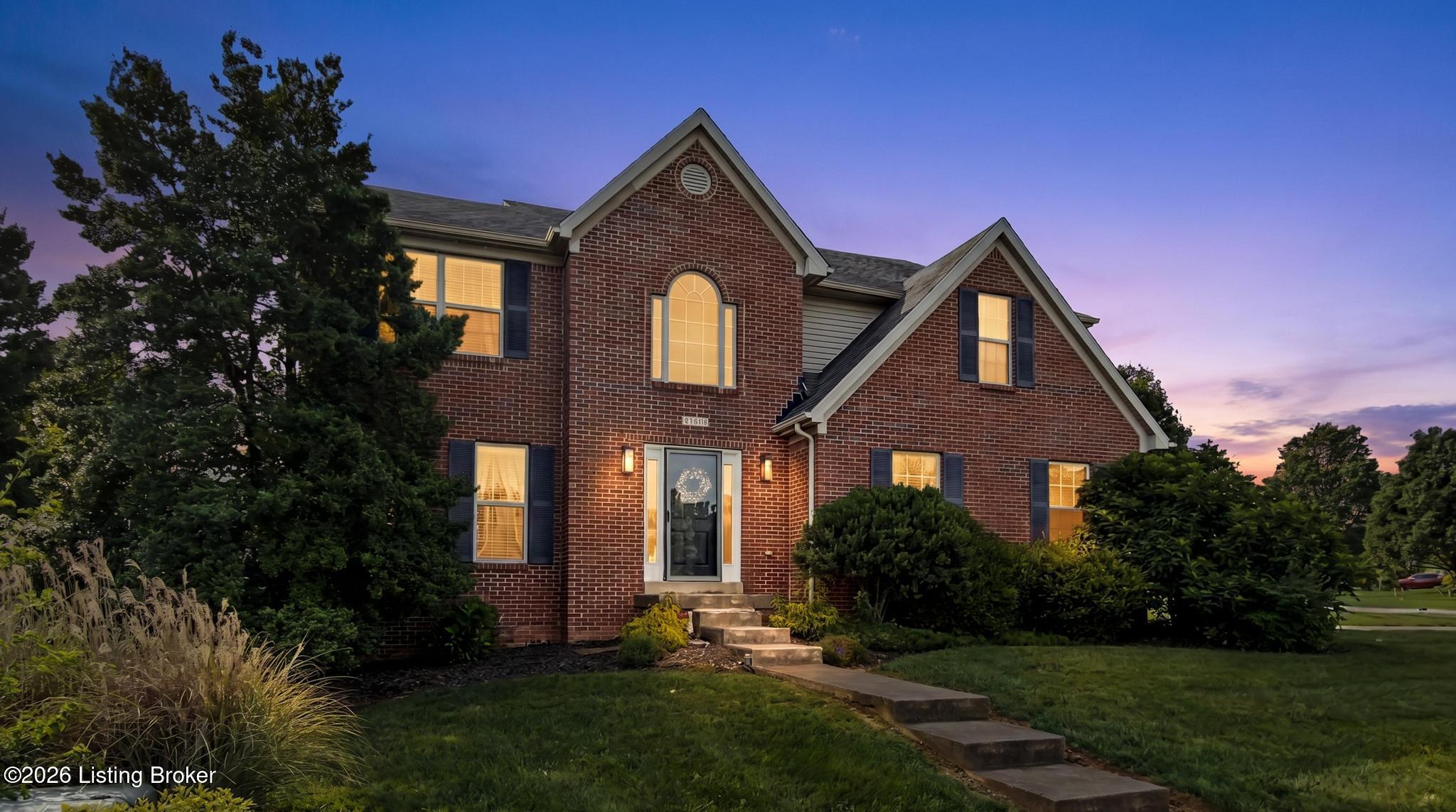 5900 Waveland Cir