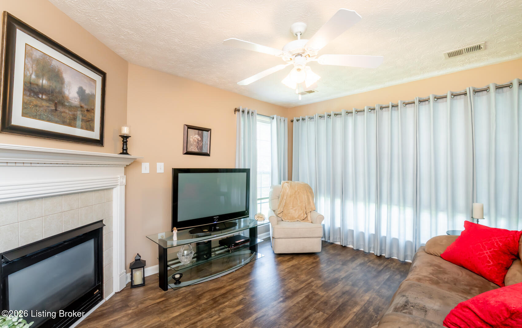 824 Garden Pointe Dr