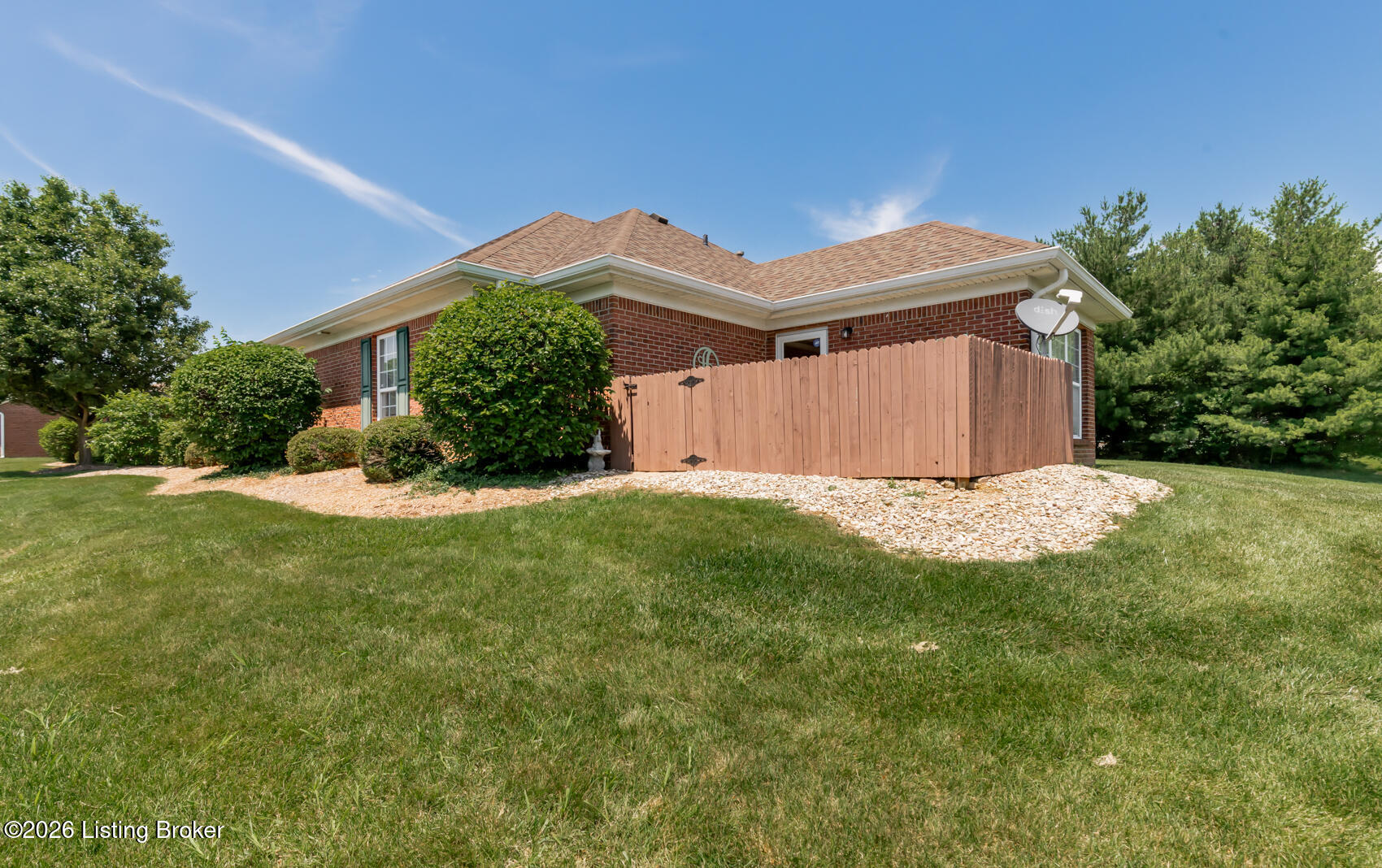 824 Garden Pointe Dr