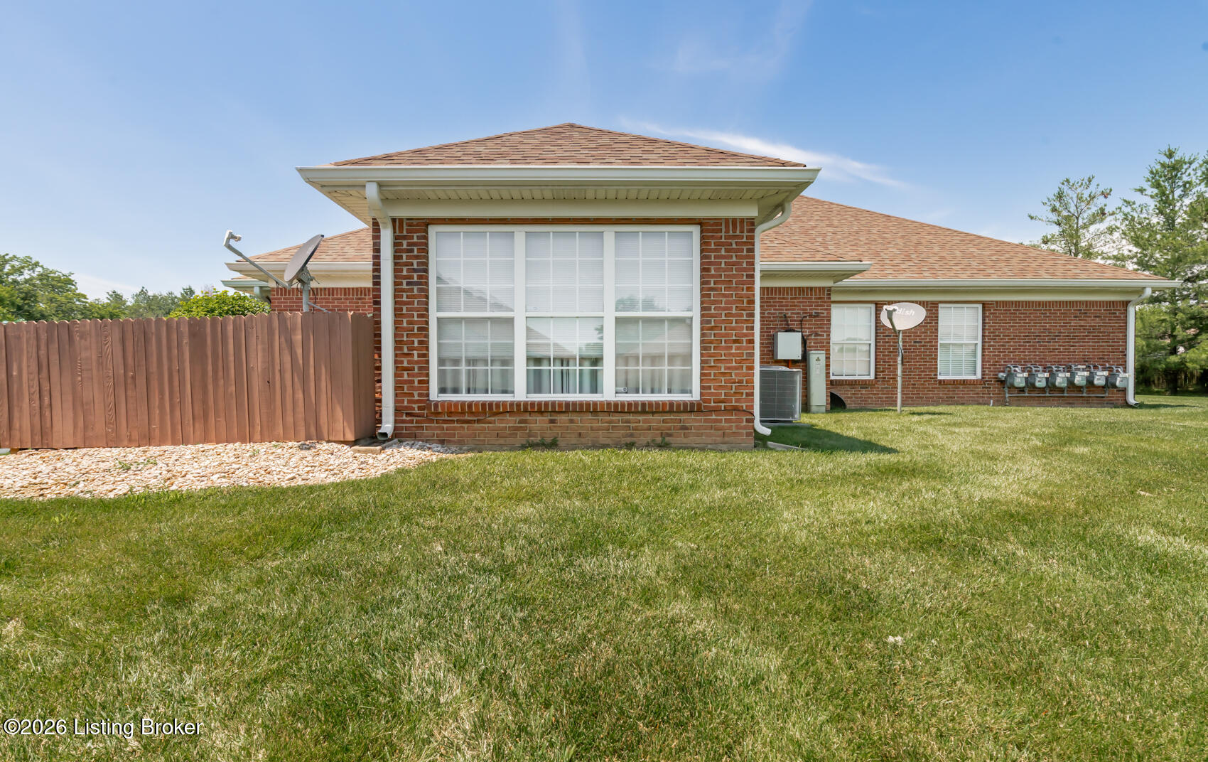 824 Garden Pointe Dr