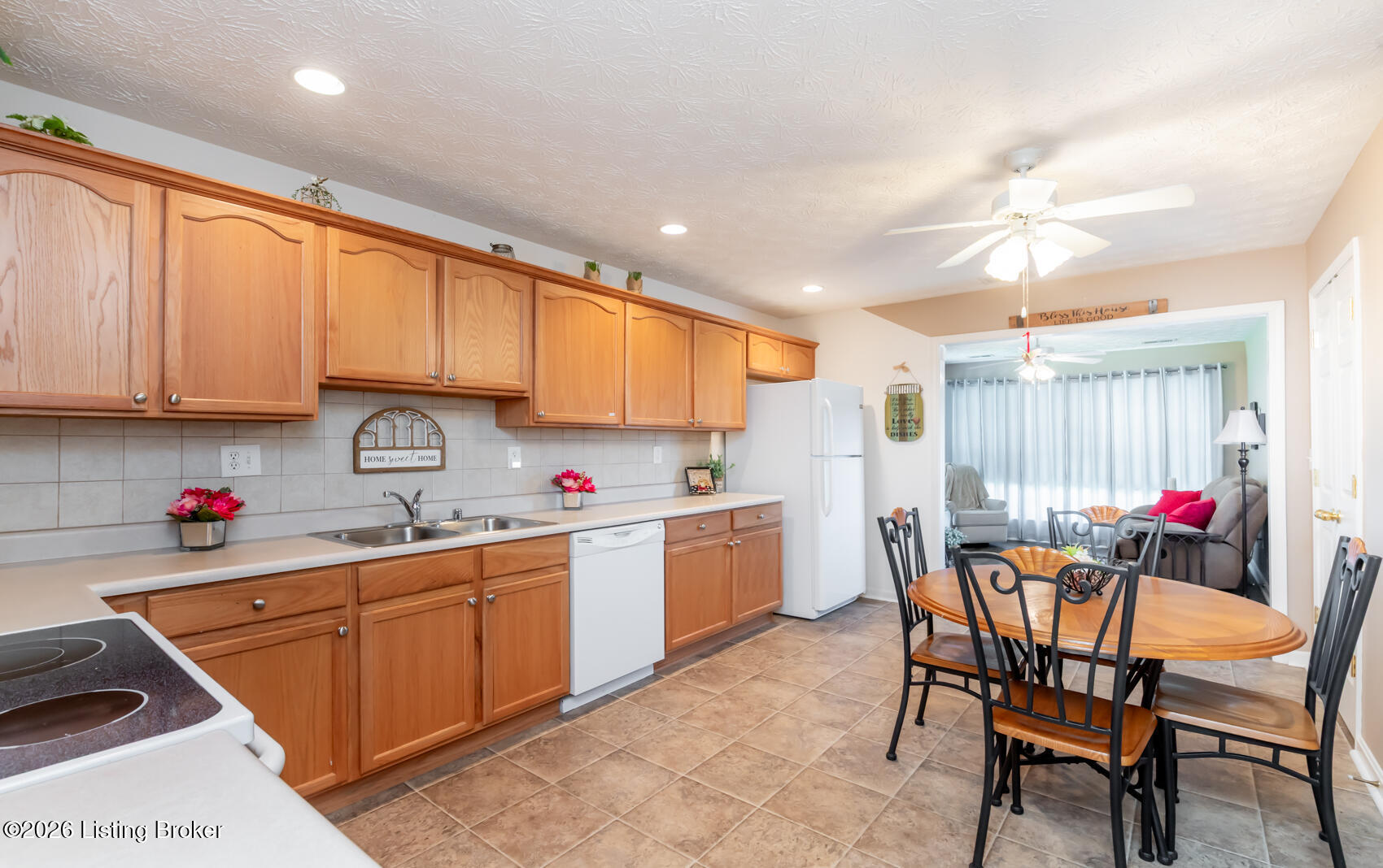 824 Garden Pointe Dr