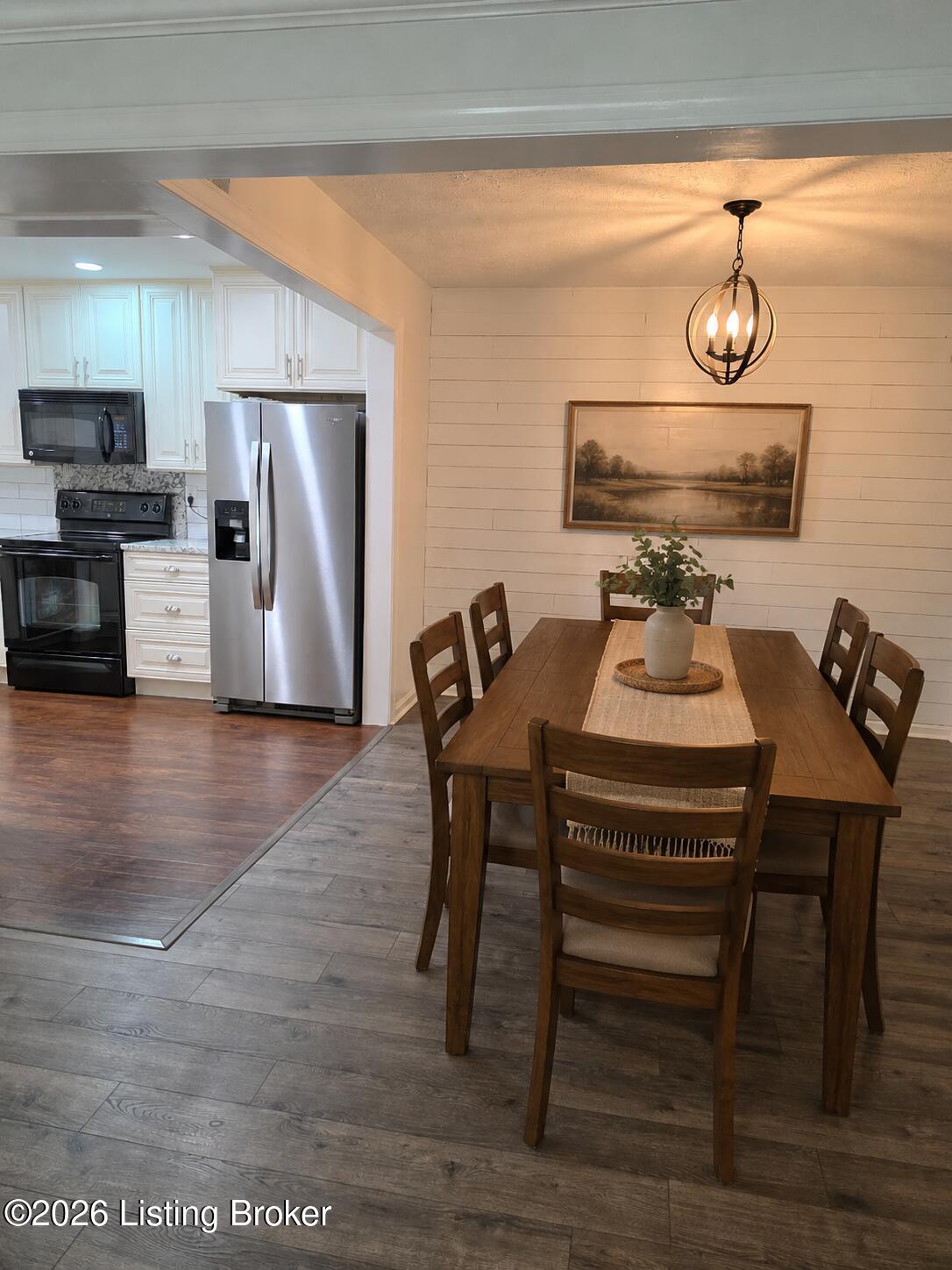 102 Algiers Ct 3