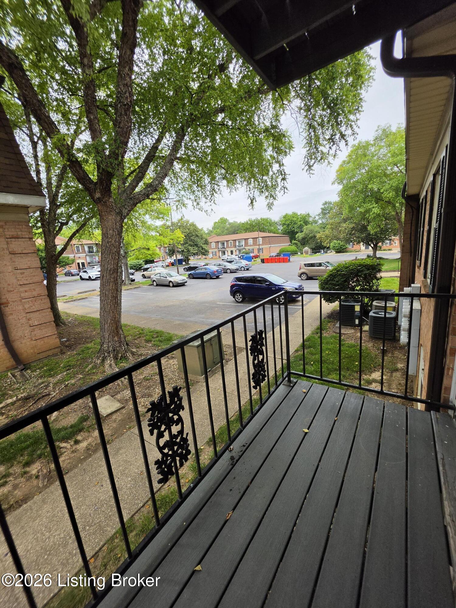 102 Algiers Ct 3