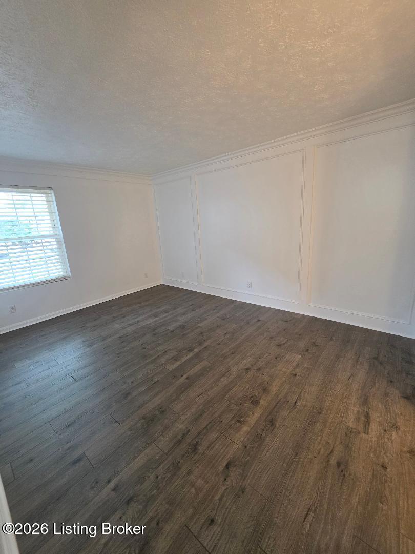 102 Algiers Ct 3