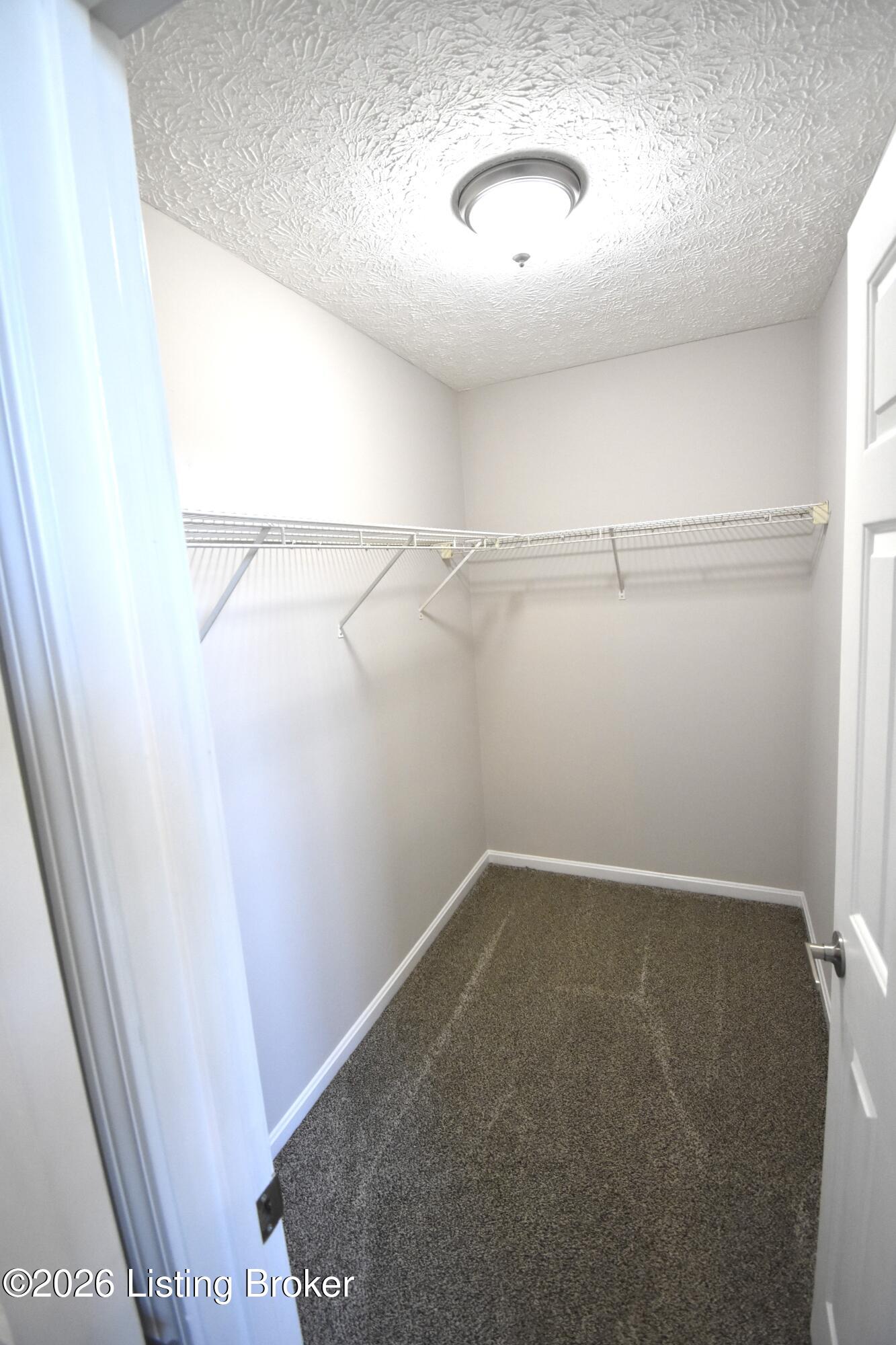 4006 Mimosa View Dr