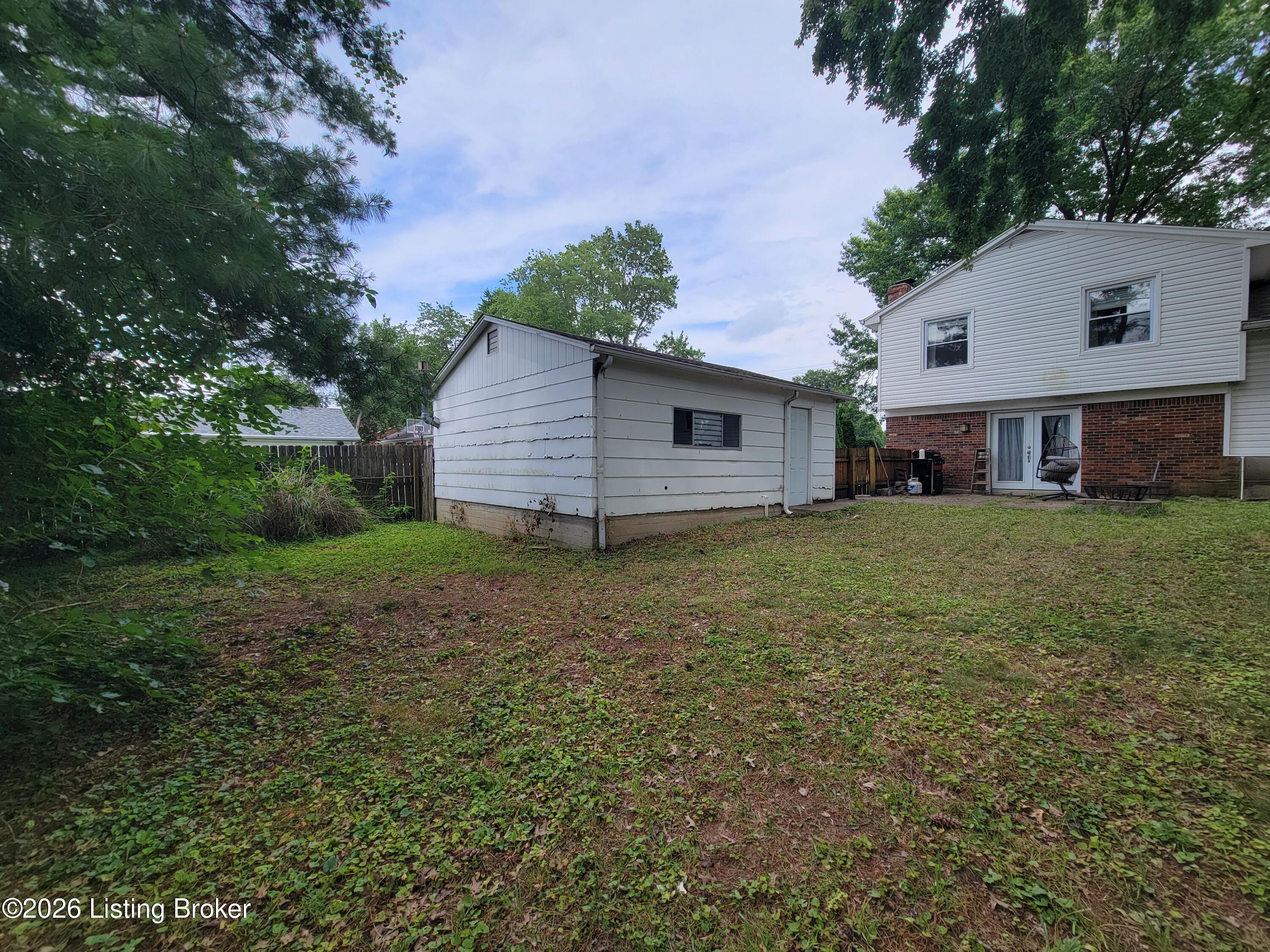 7008 S Watterson Trail