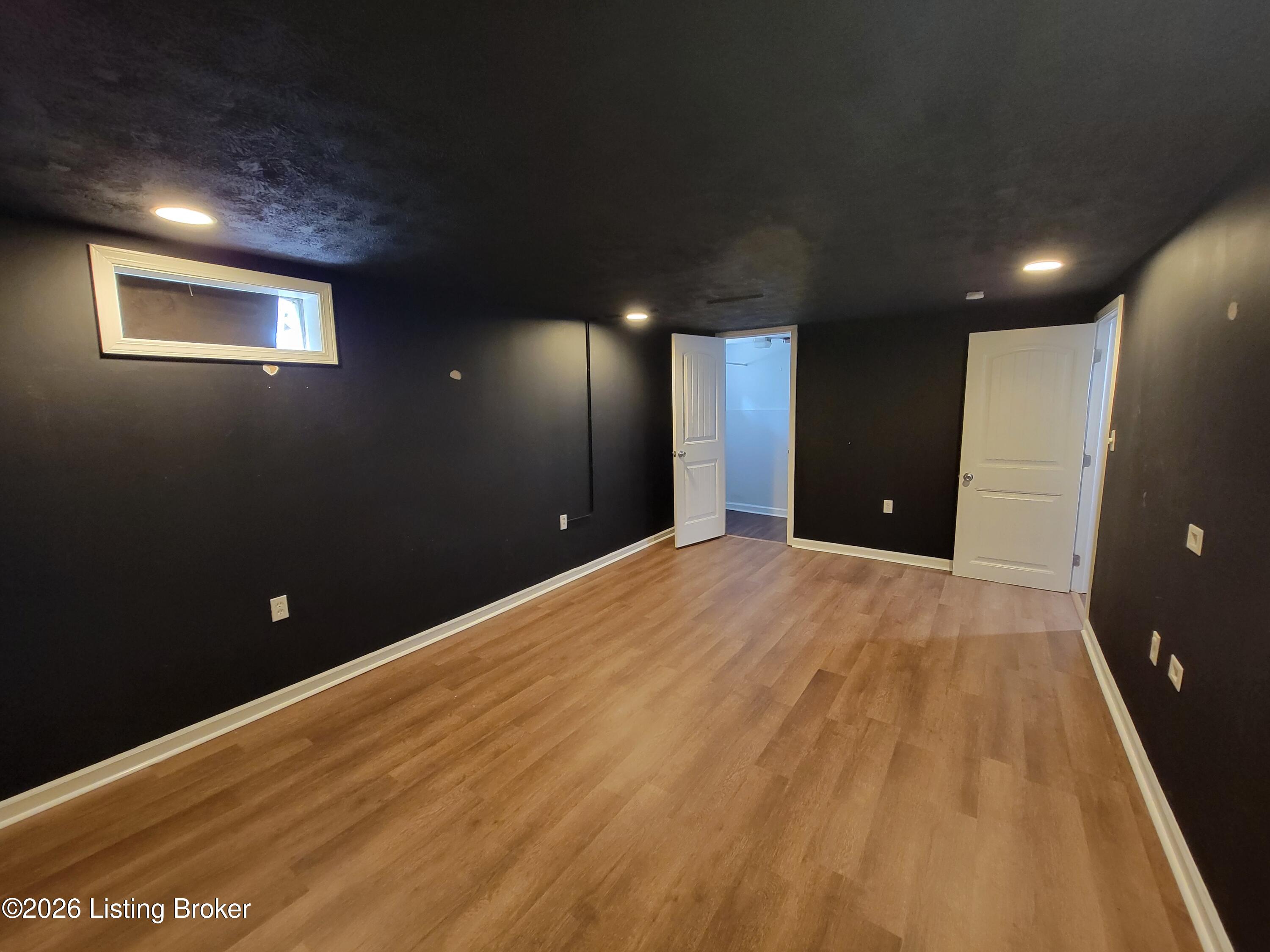 7008 S Watterson Trail