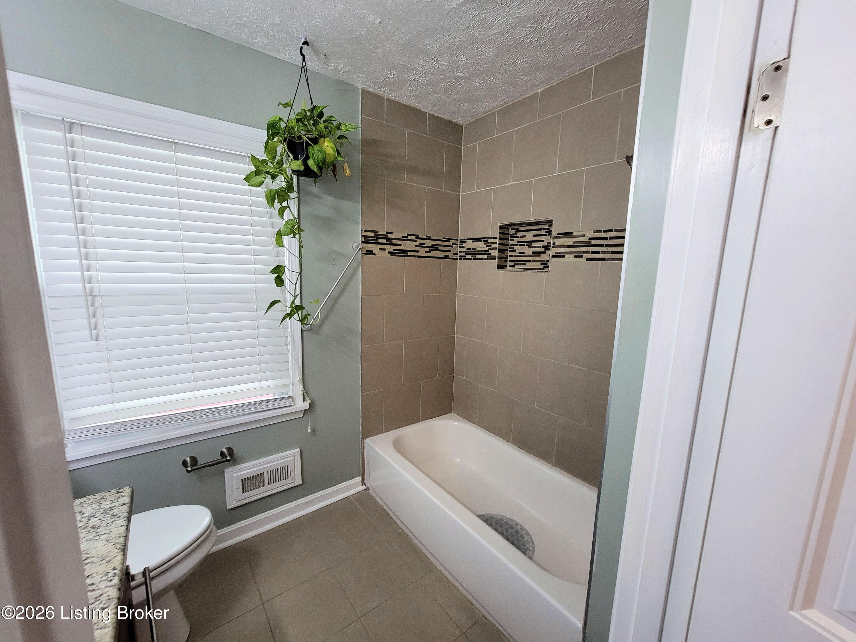 7008 S Watterson Trail