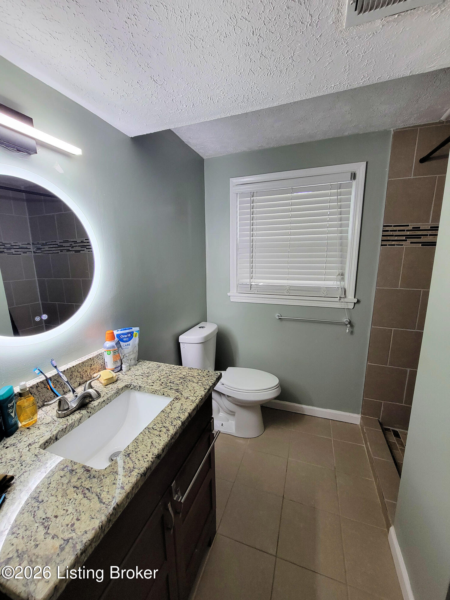 7008 S Watterson Trail