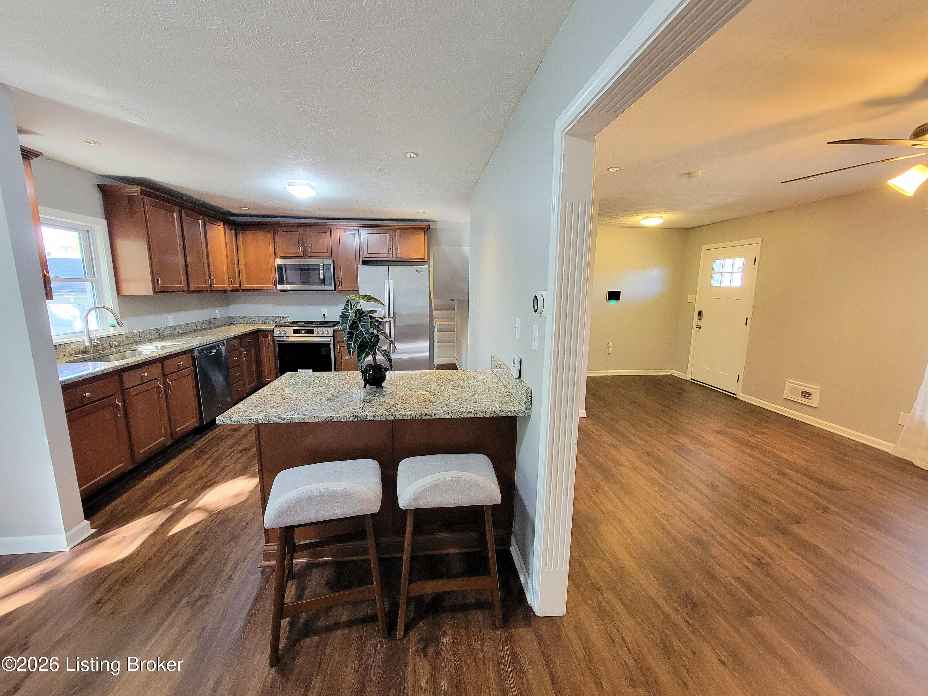 7008 S Watterson Trail