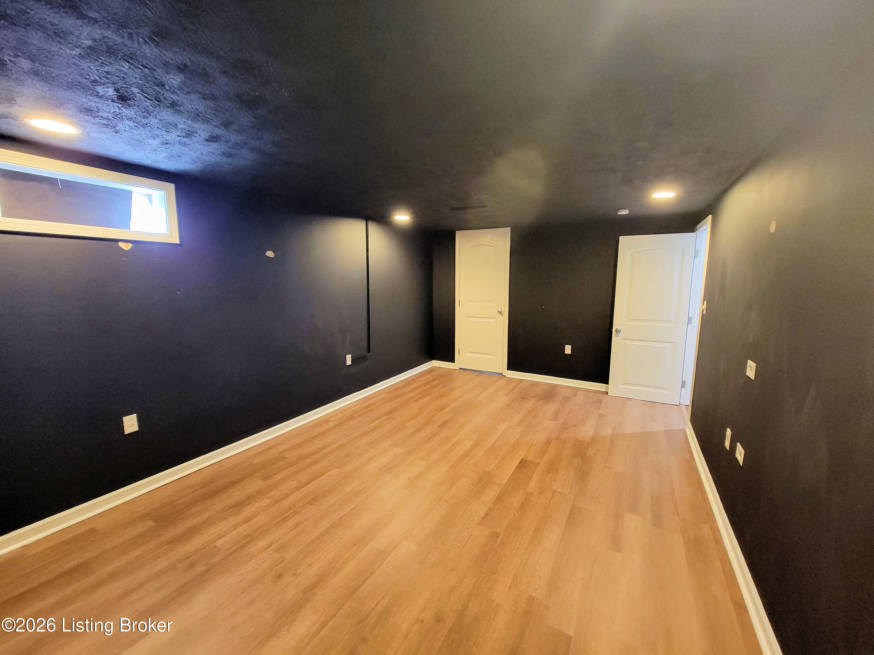 7008 S Watterson Trail