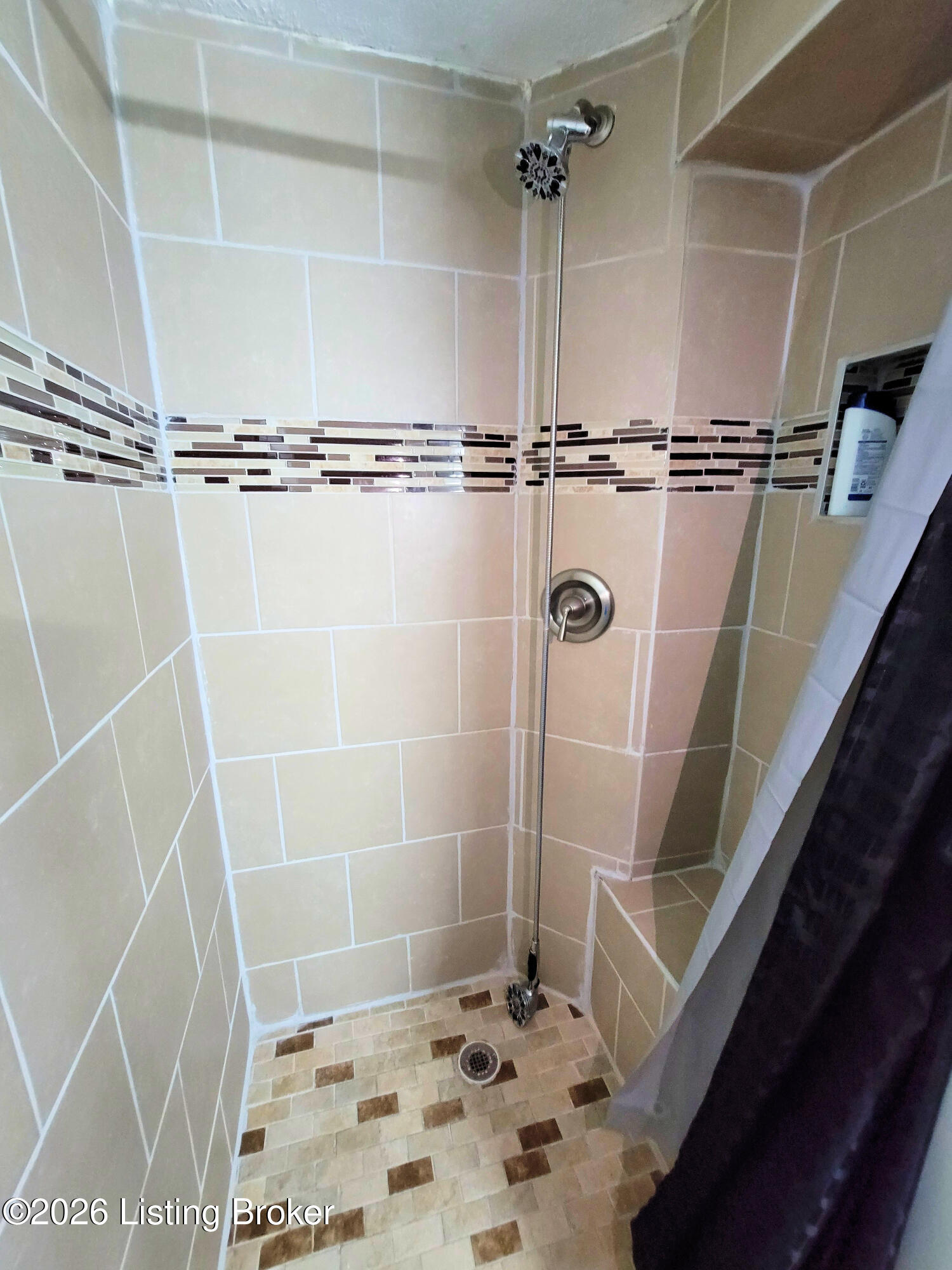 7008 S Watterson Trail