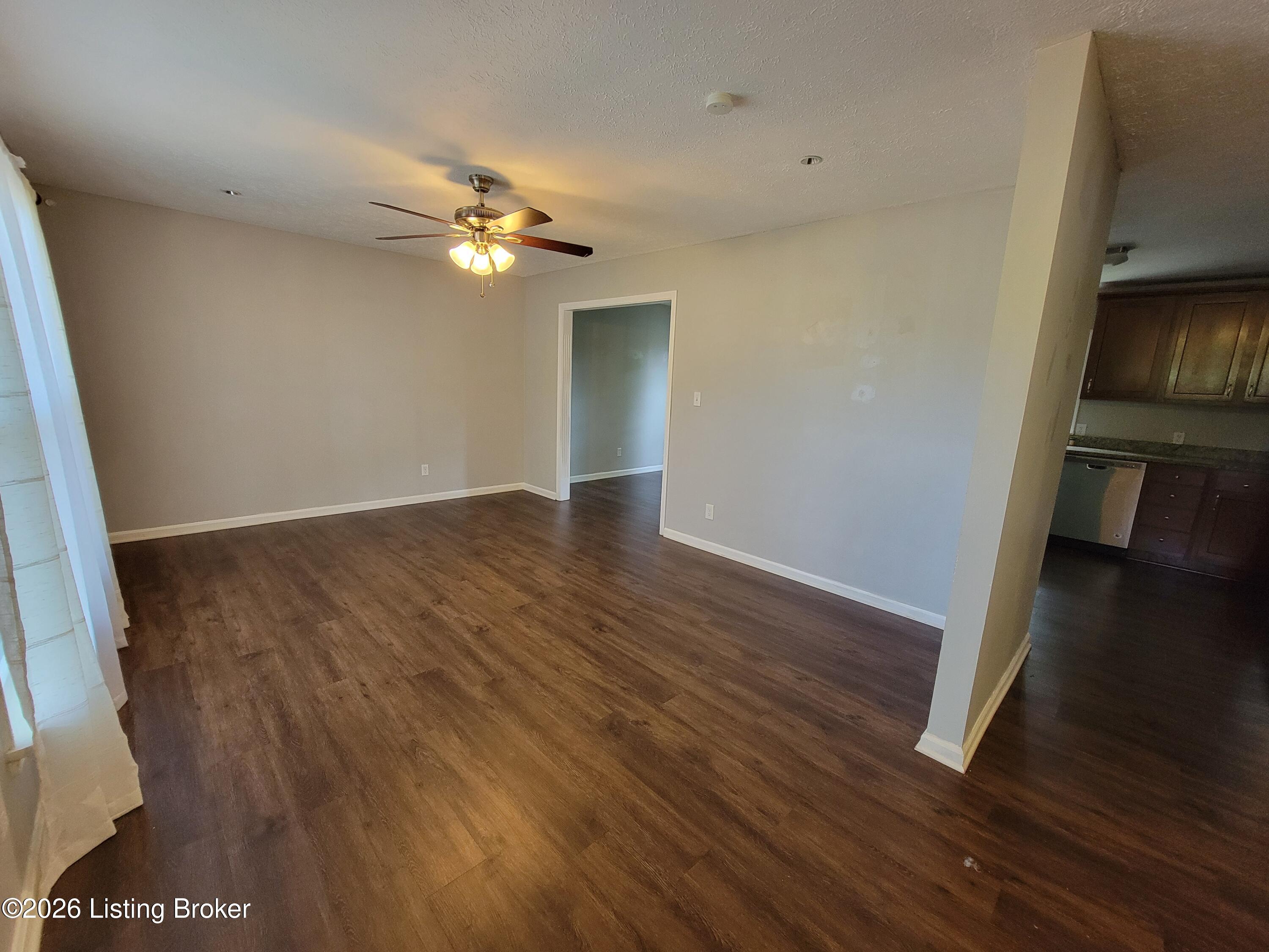 7008 S Watterson Trail