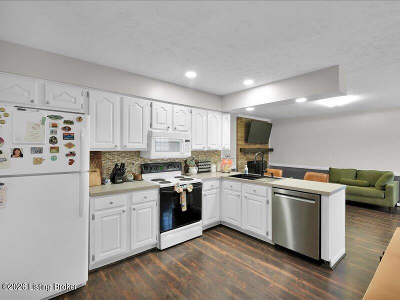 309 Moser Rd