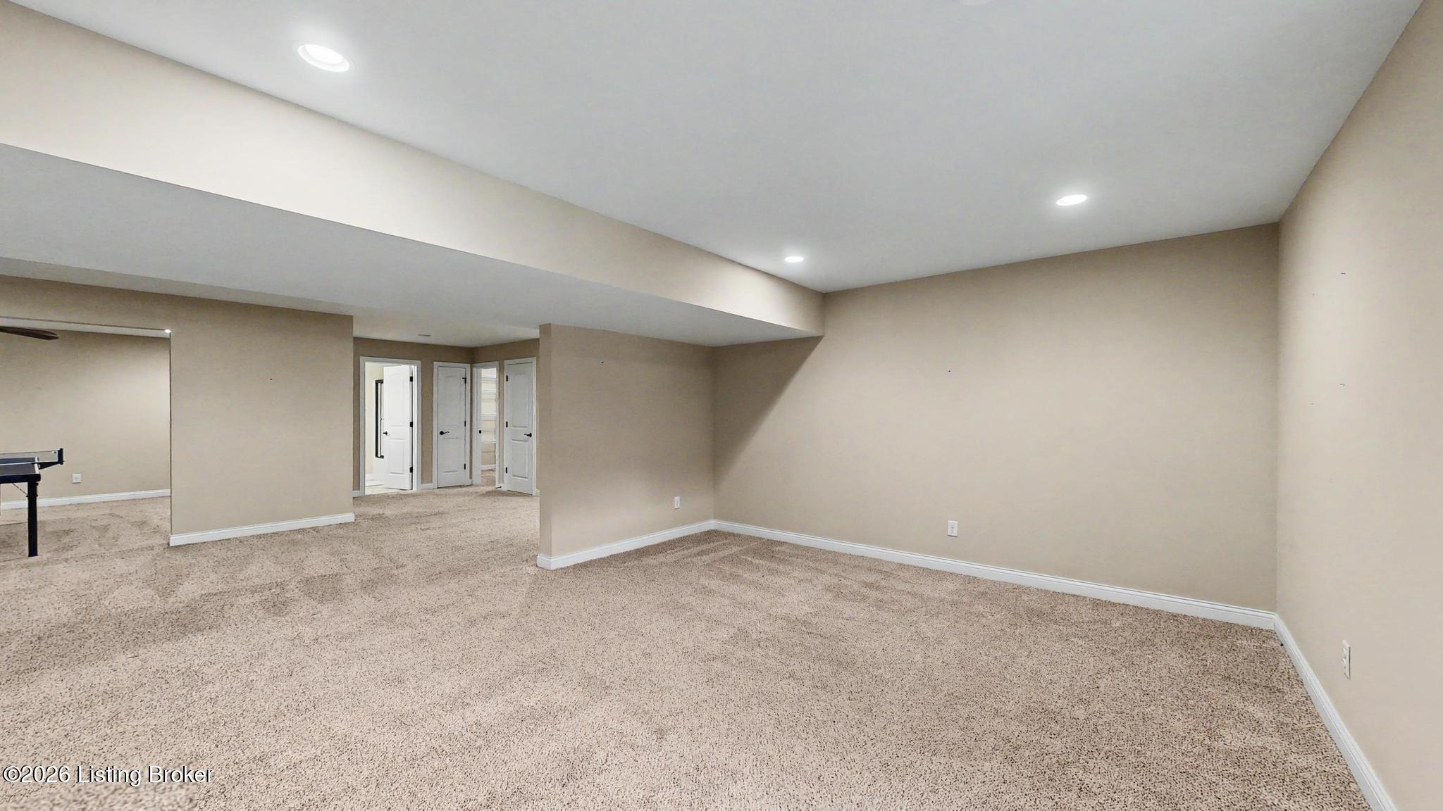 11105 Sewell Dr