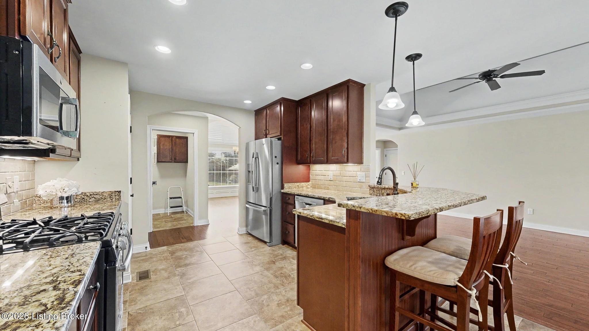 11105 Sewell Dr