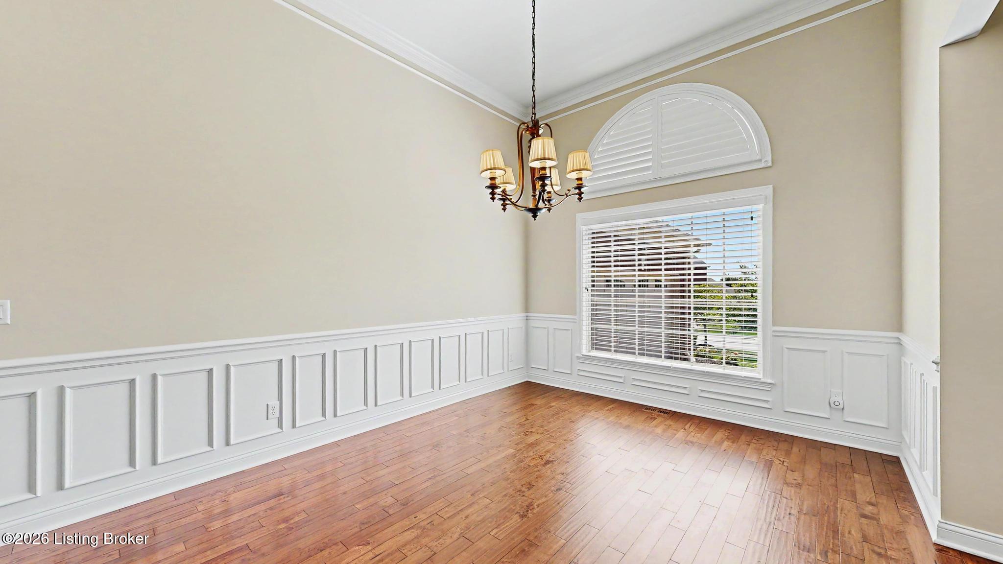 11105 Sewell Dr