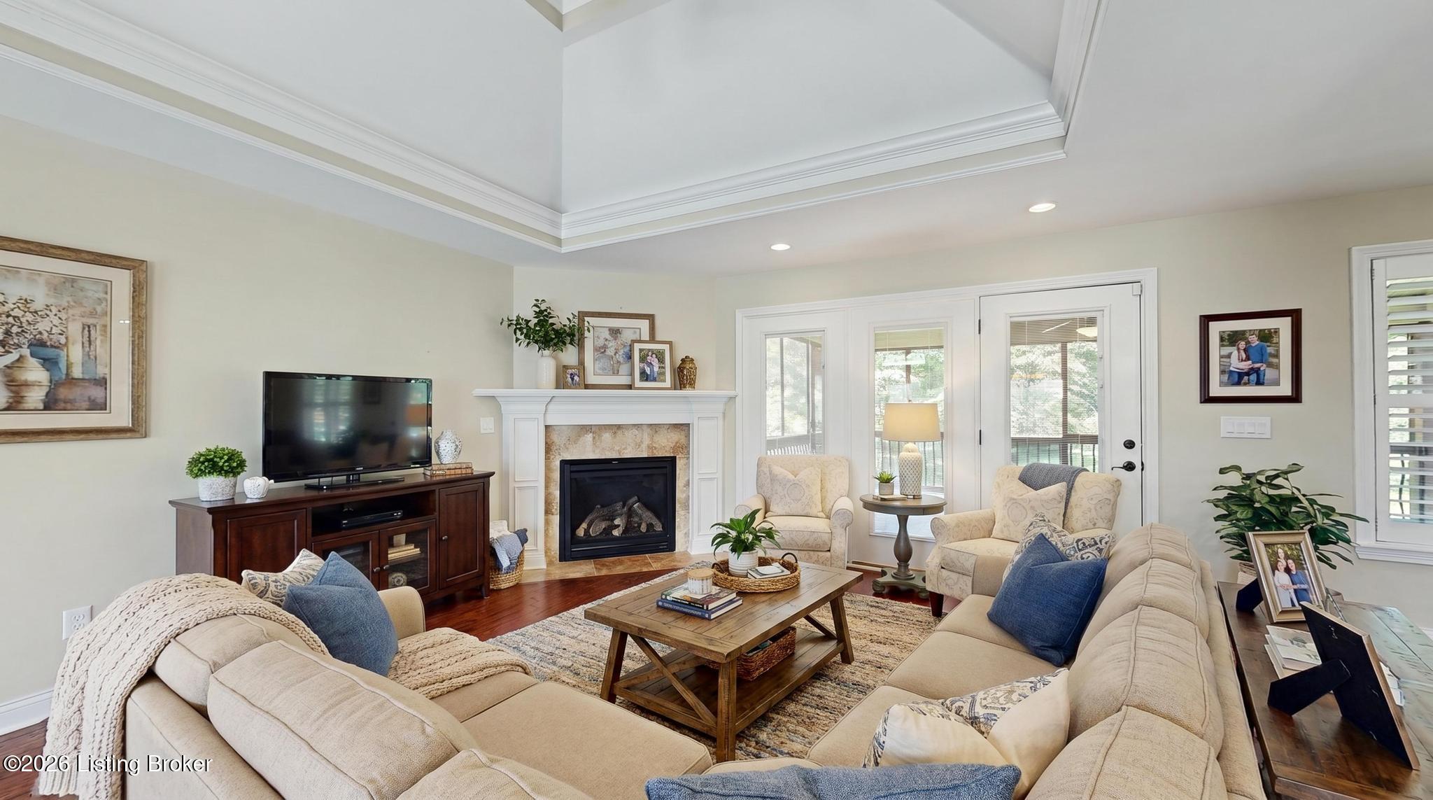 11105 Sewell Dr