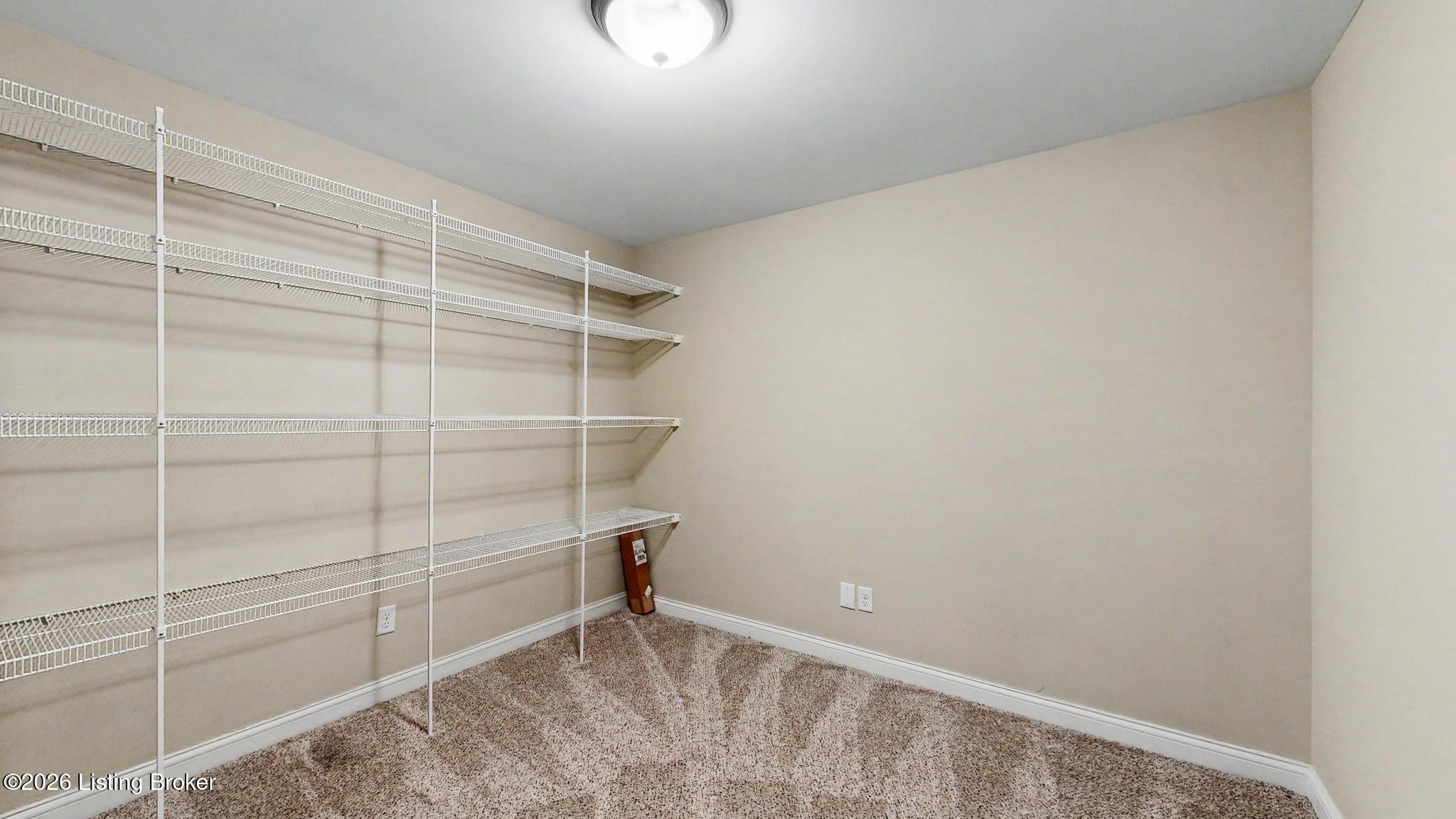 11105 Sewell Dr