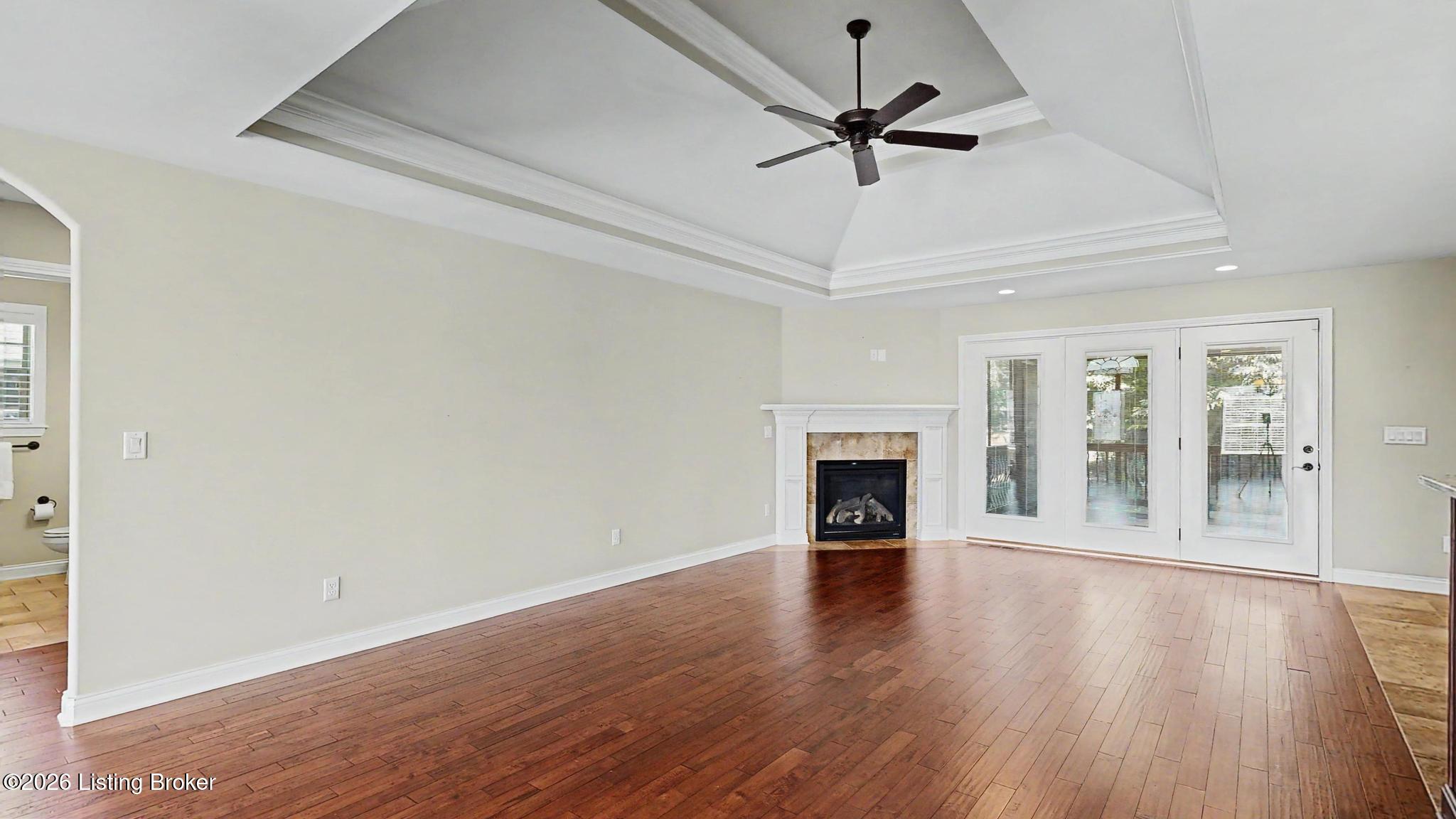 11105 Sewell Dr