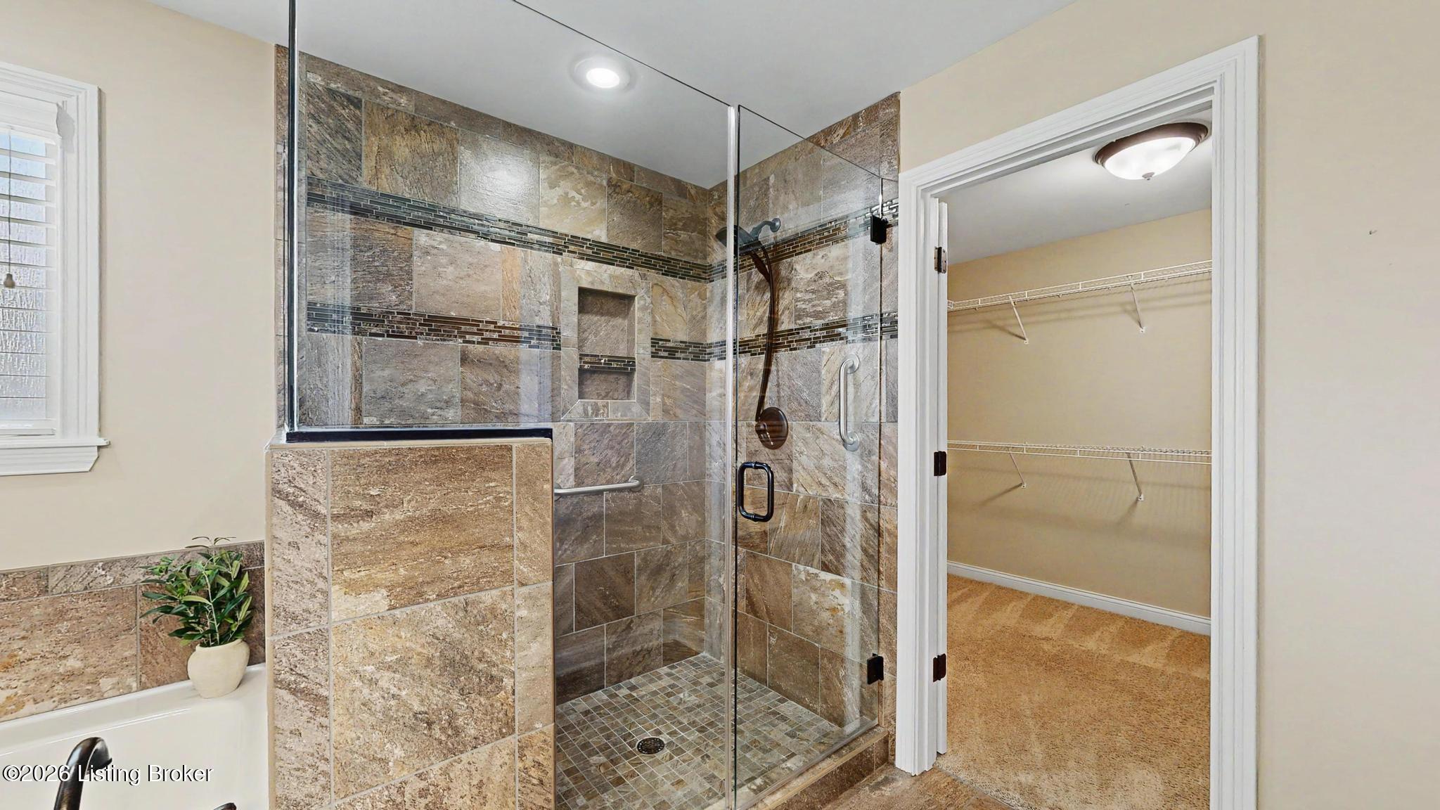 11105 Sewell Dr