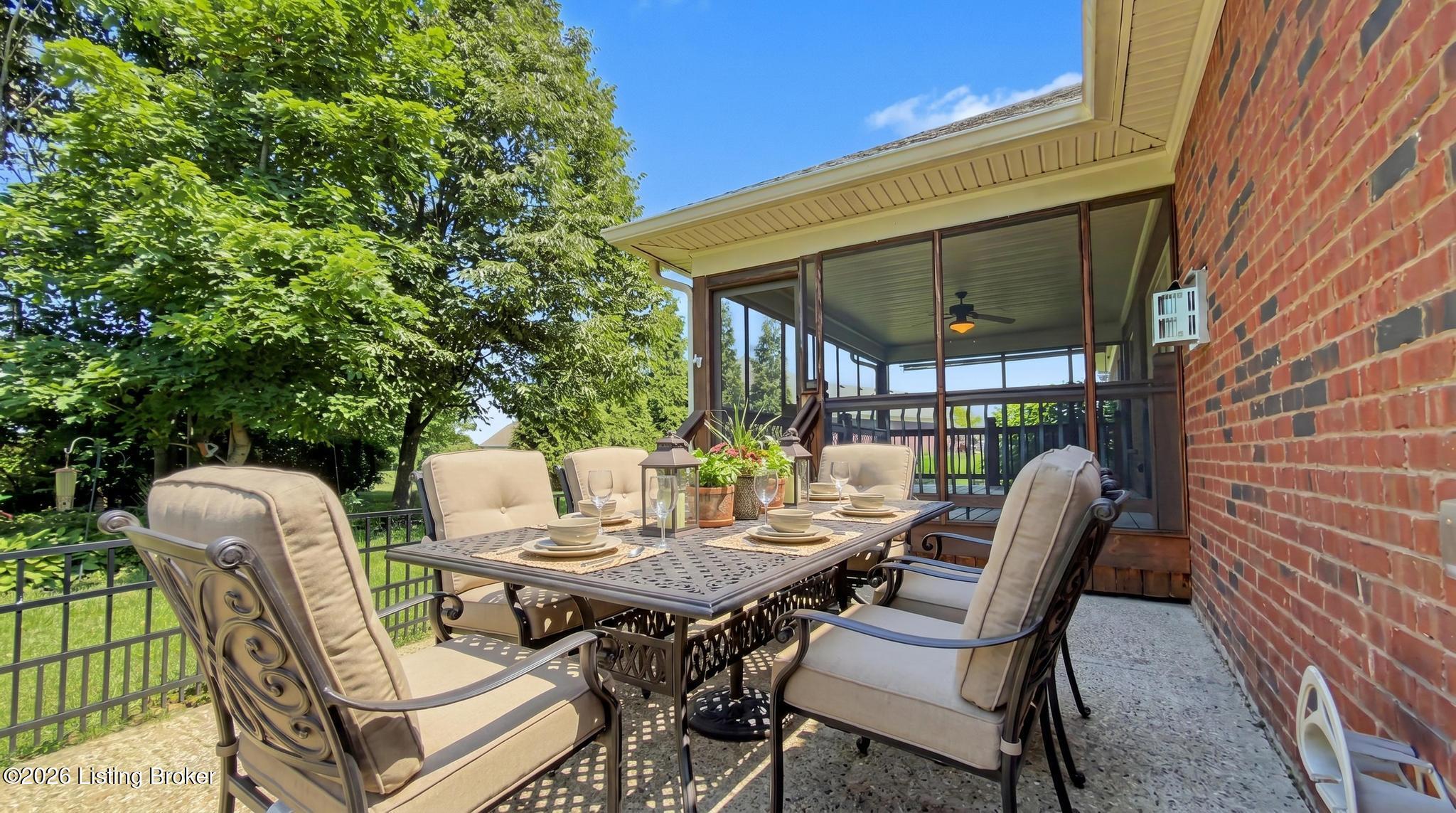 11105 Sewell Dr