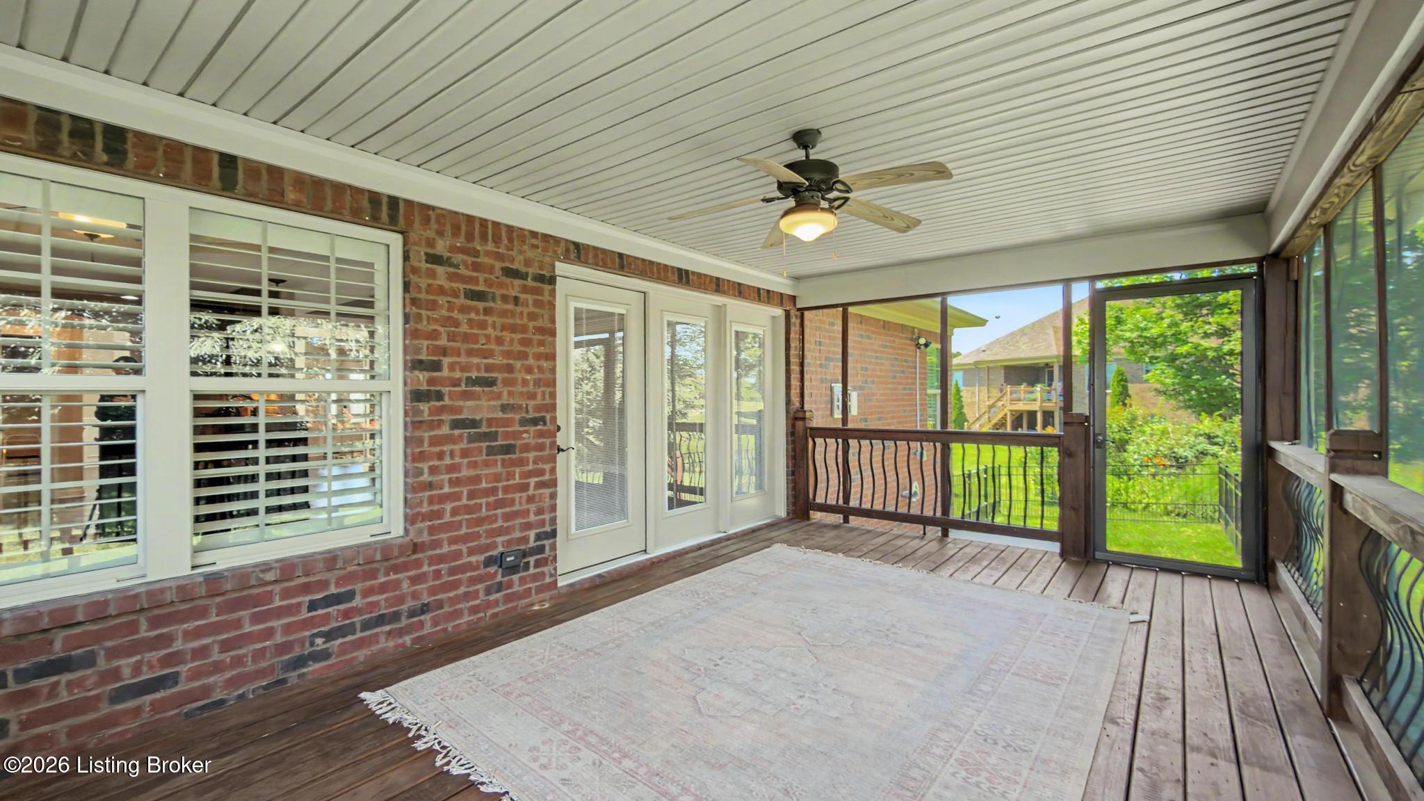 11105 Sewell Dr