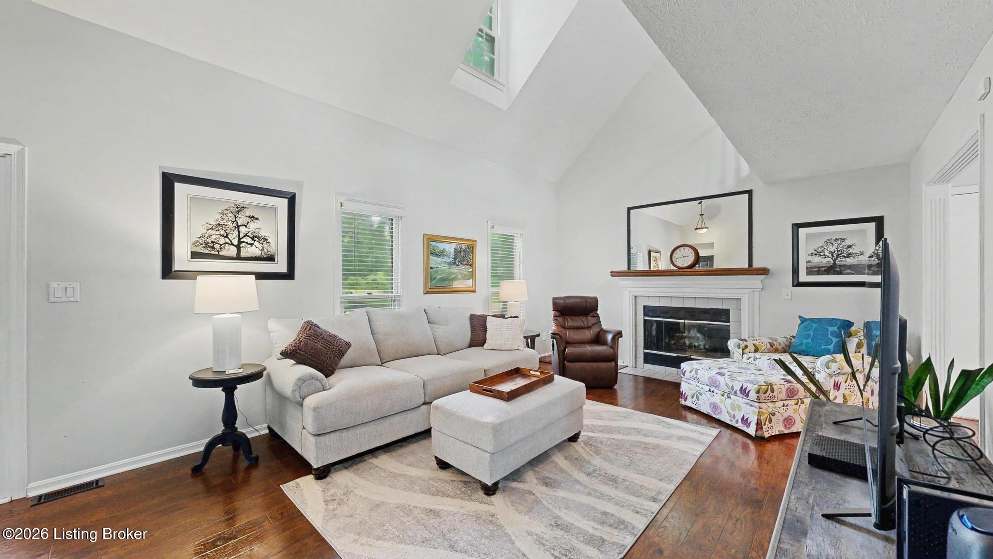10705 Seven Oaks Dr