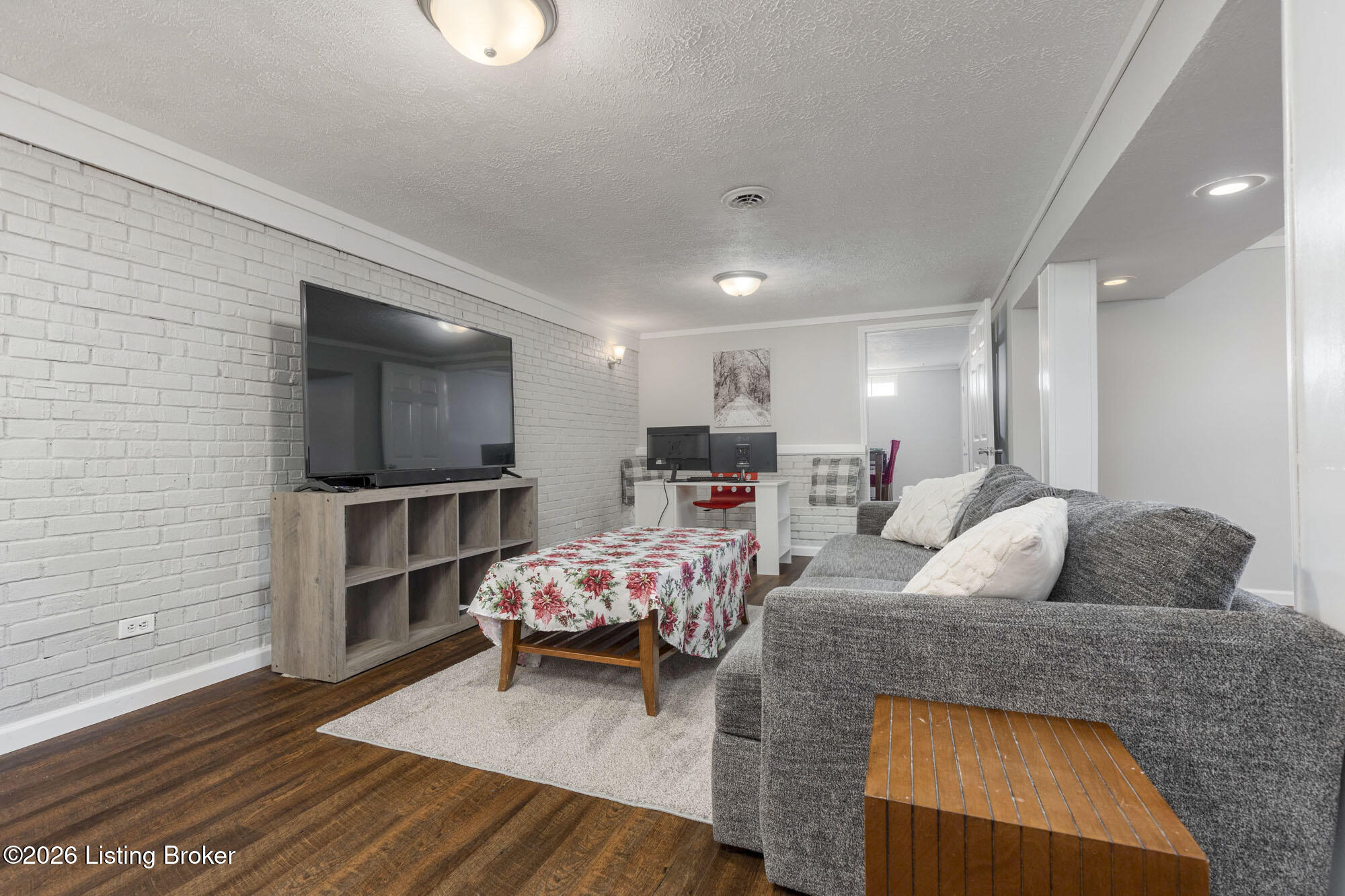 5904 Paul Revere Ct