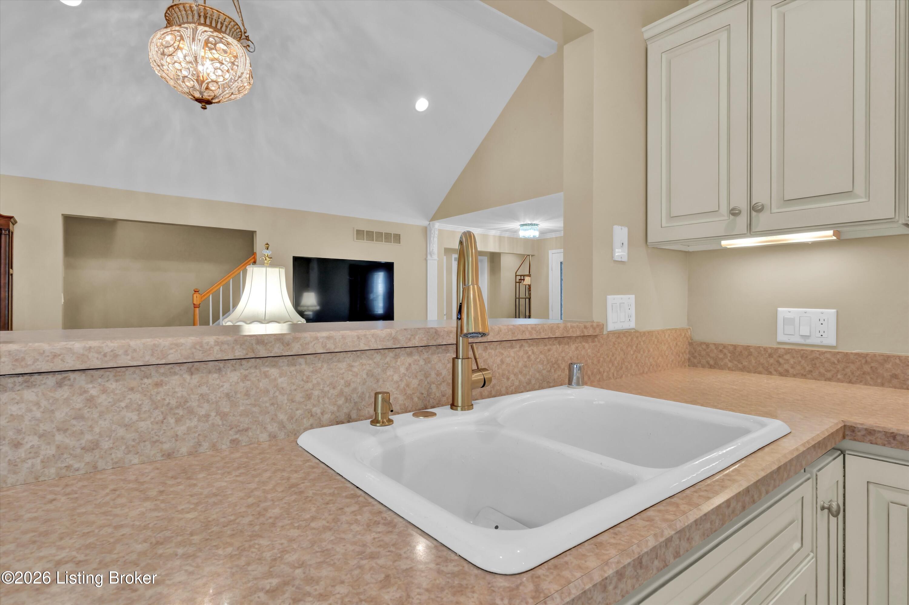 4227 Lilac Vista Dr