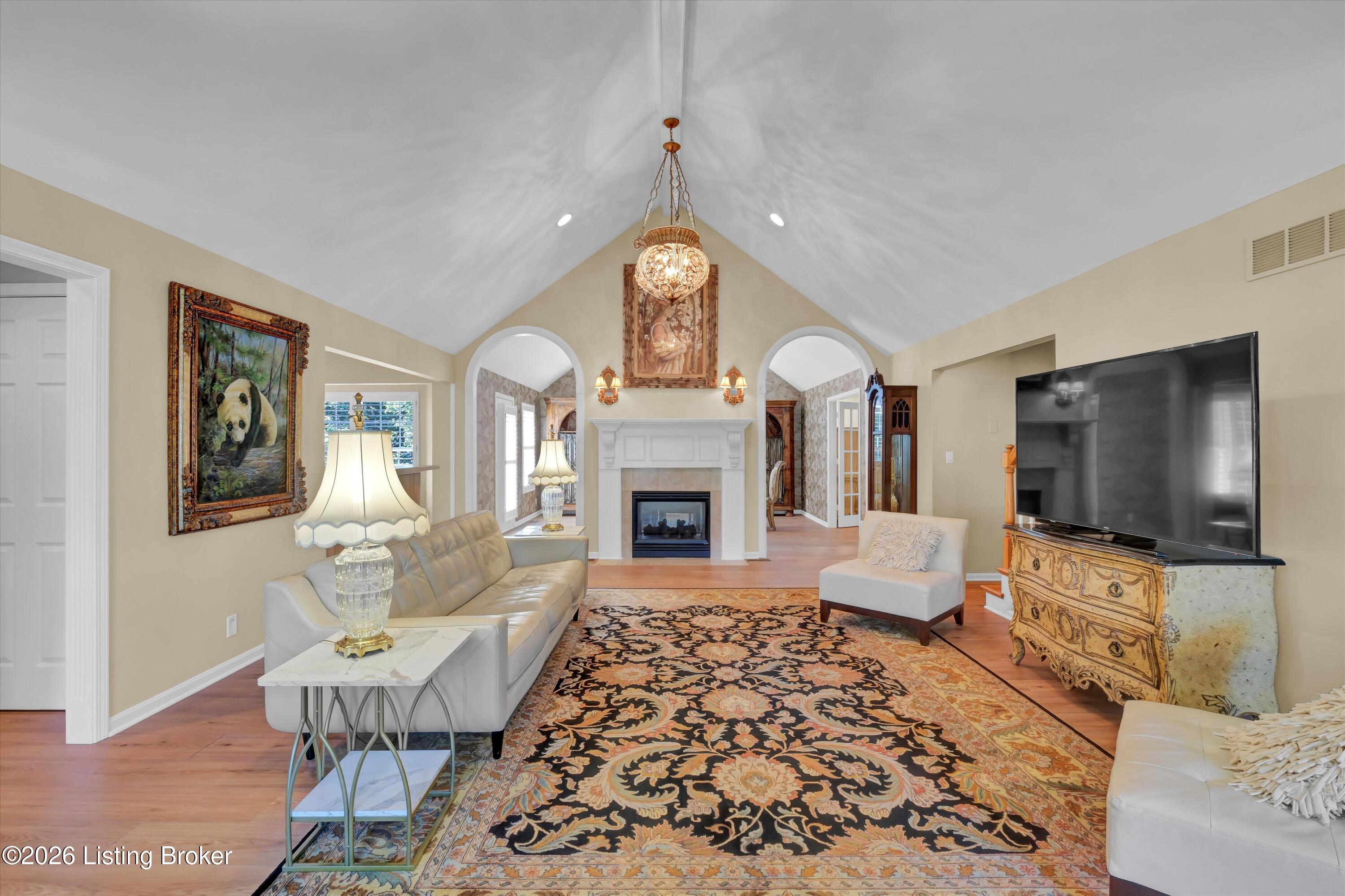 4227 Lilac Vista Dr