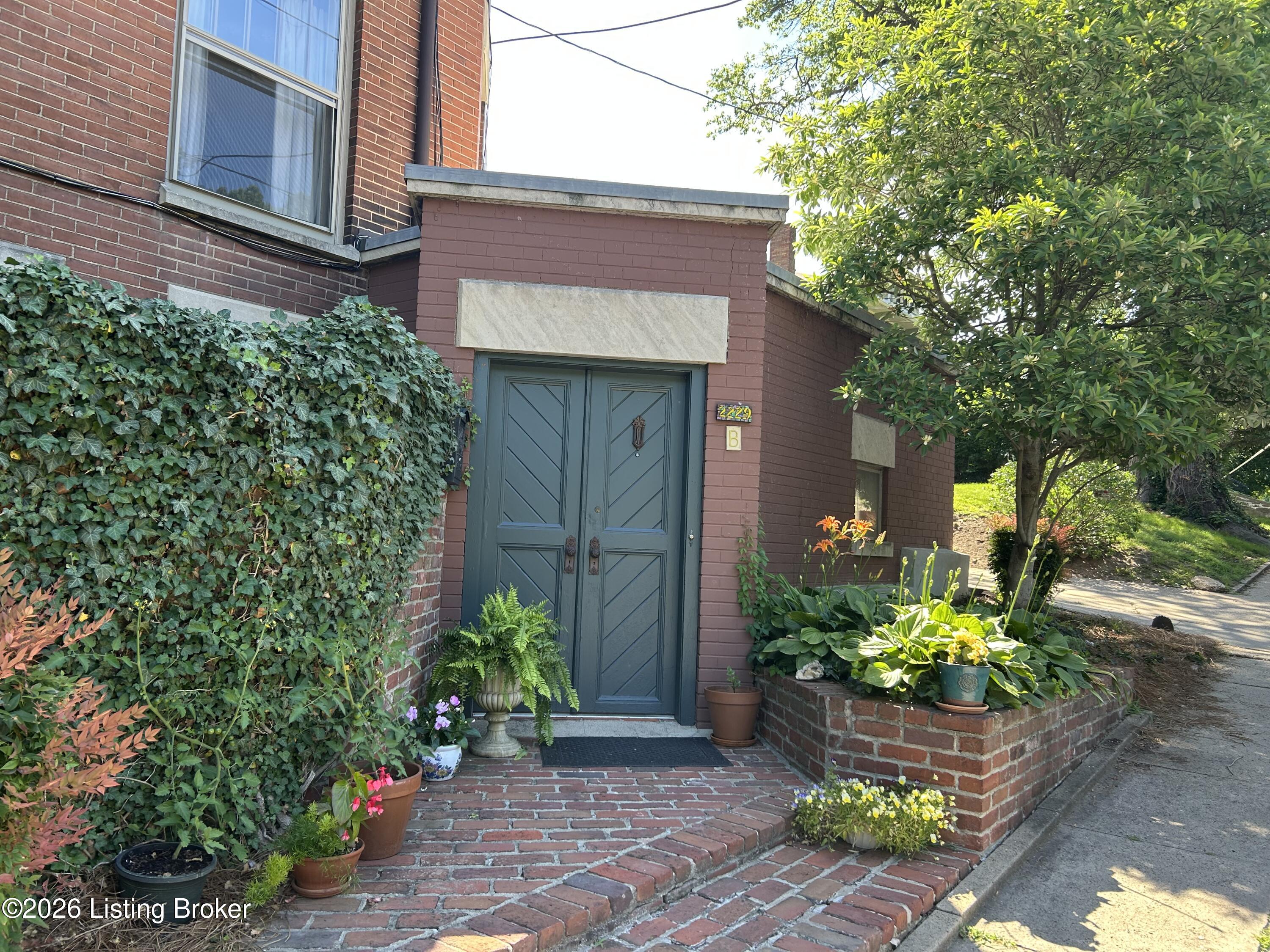 2229 Cherokee Pkwy APT B