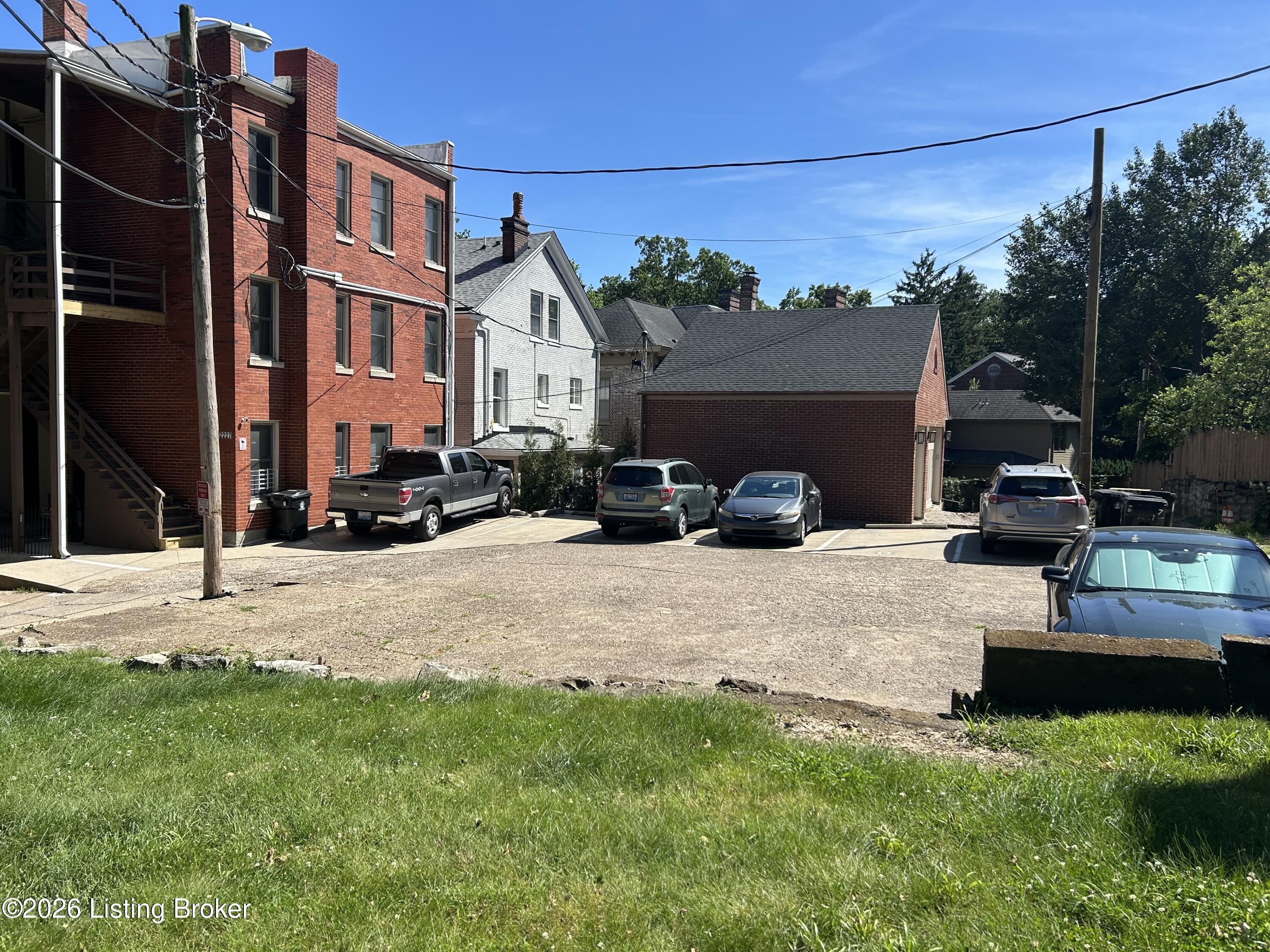 2229 Cherokee Pkwy APT B