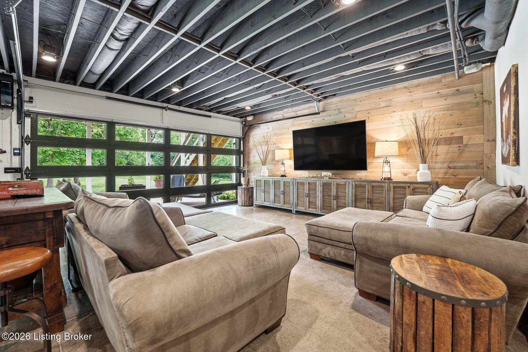 11204 Saddle Ridge Ct